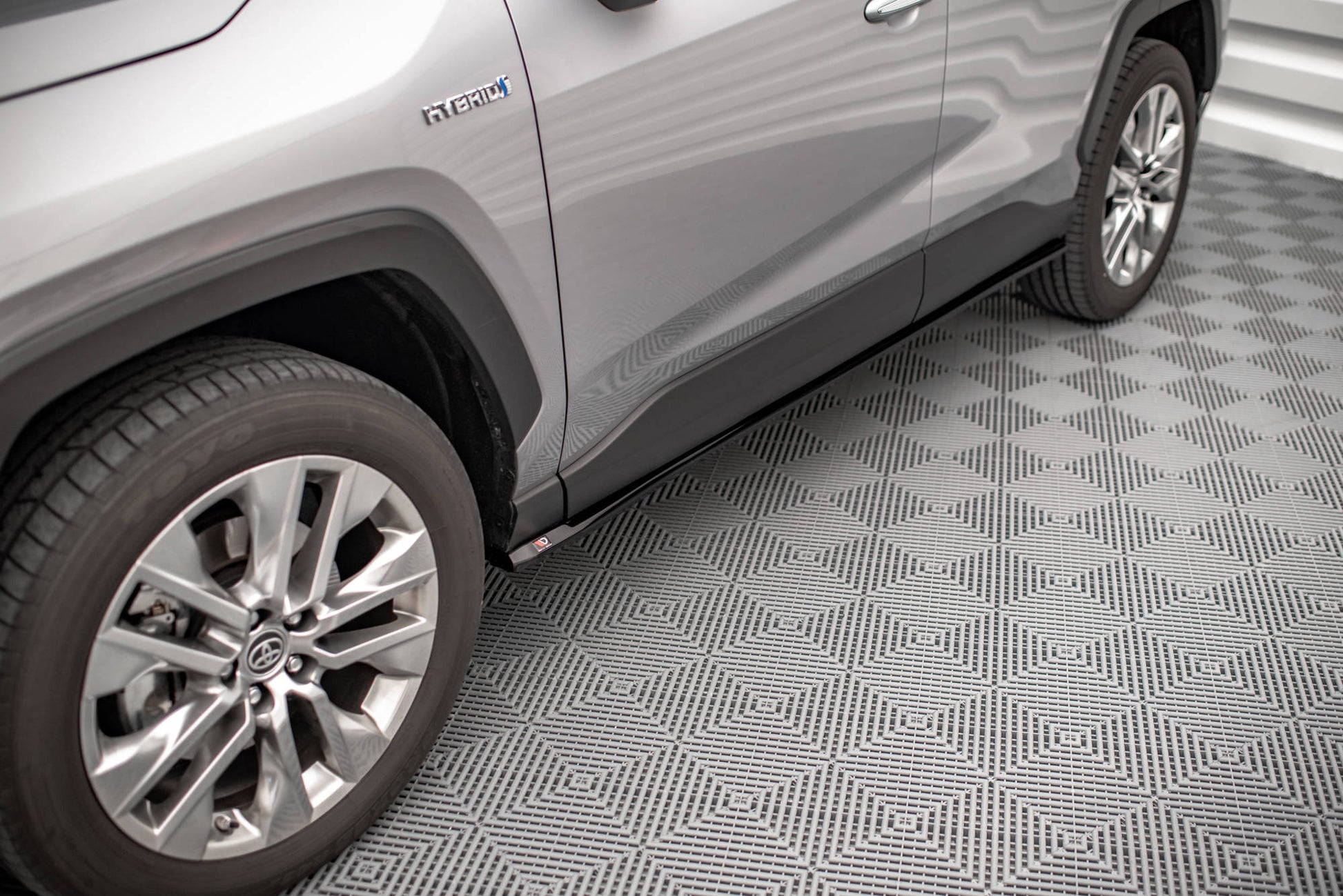 Set of Splitters Toyota RAV4 Mk5