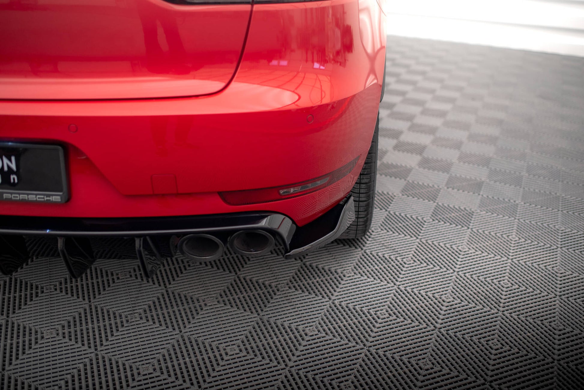 Set of Splitters Porsche Macan GTS / Sport Design Mk1 Facelift