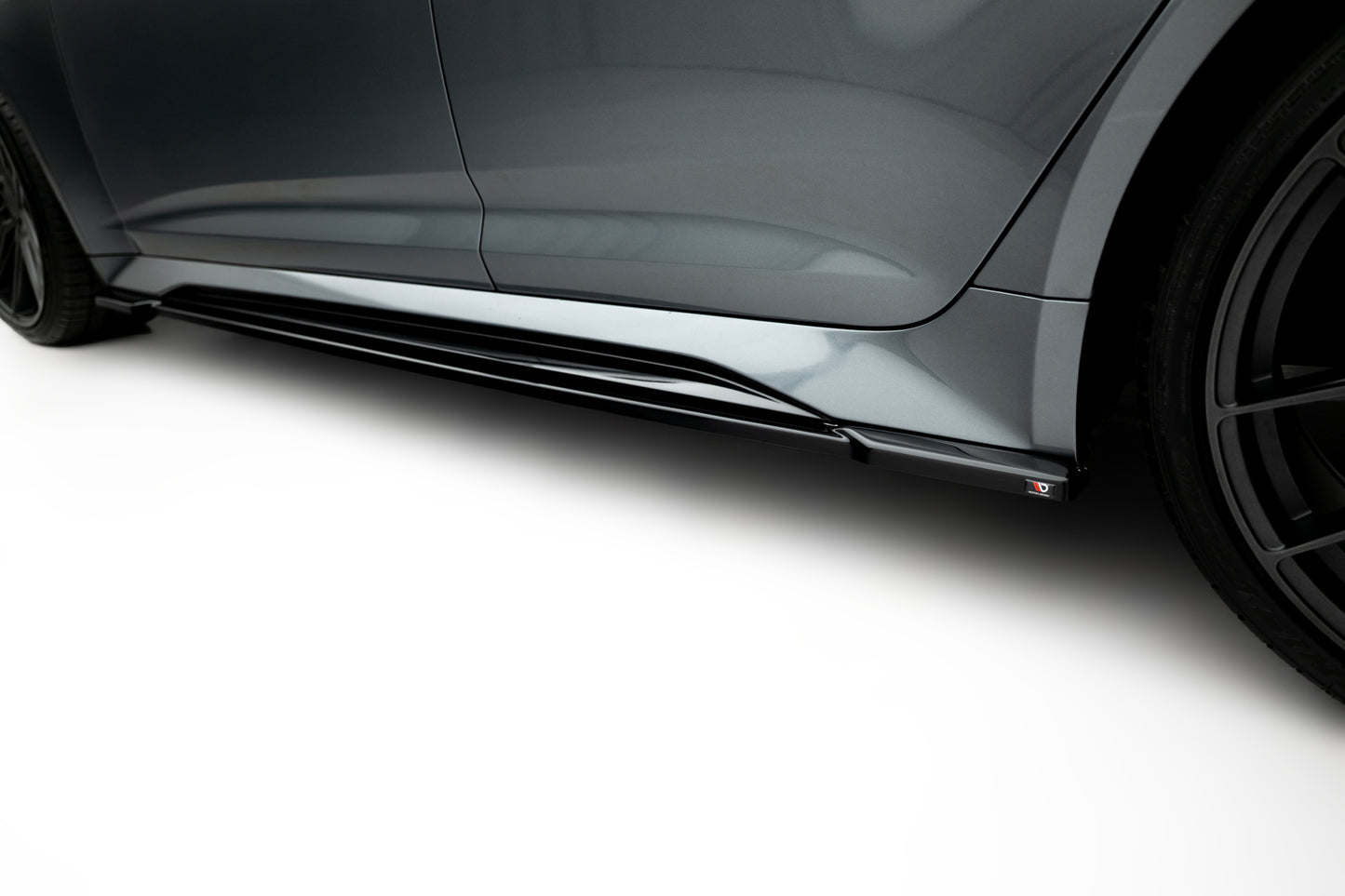 Side Skirts Diffusers V.1 Audi RS6 C8