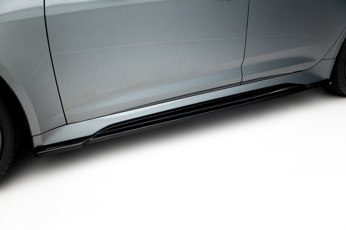Side Skirts Diffusers V.1 Audi RS6 C8