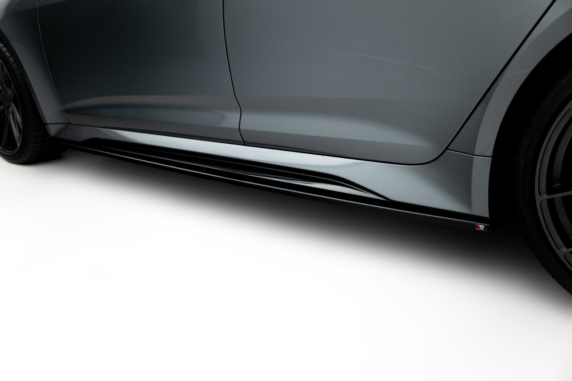 Side Skirts Diffusers V.2 Audi RS6 C8