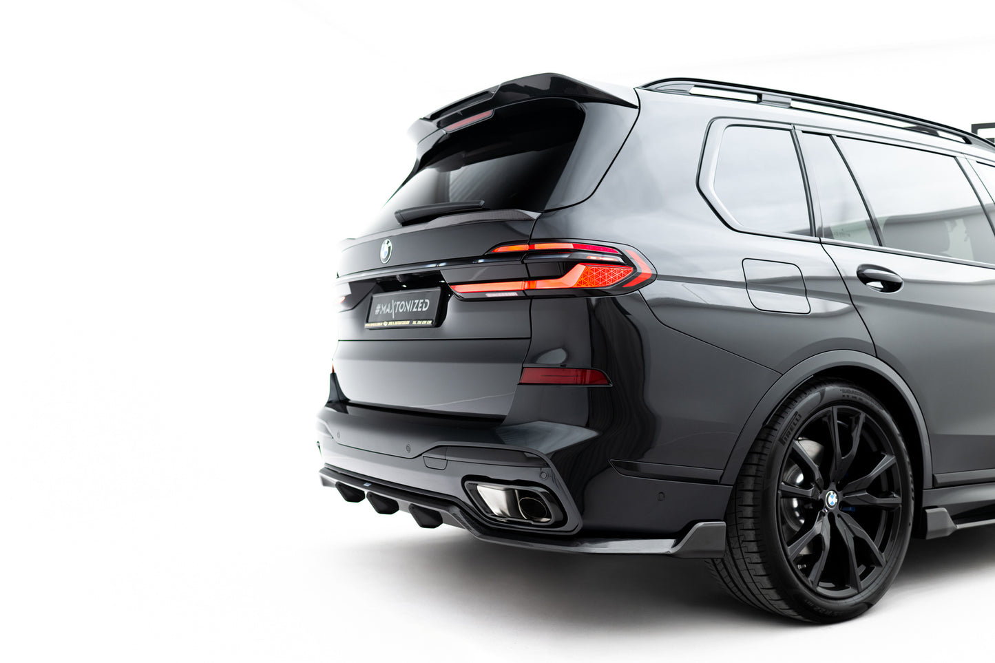 Prepreg Carbon Fiber Rear Diffuser BMW X7 M-Pack G07 Facelift