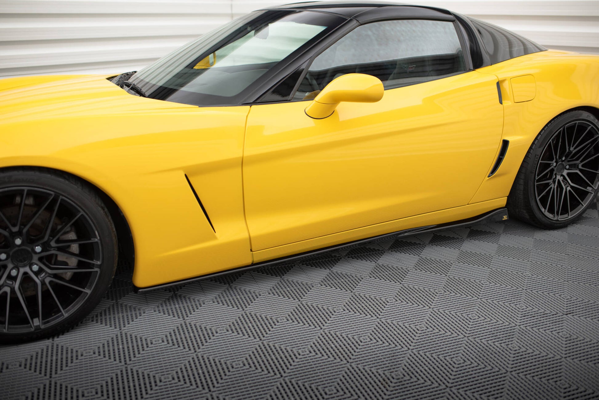 Set of Splitters Chevrolet Corvette C6