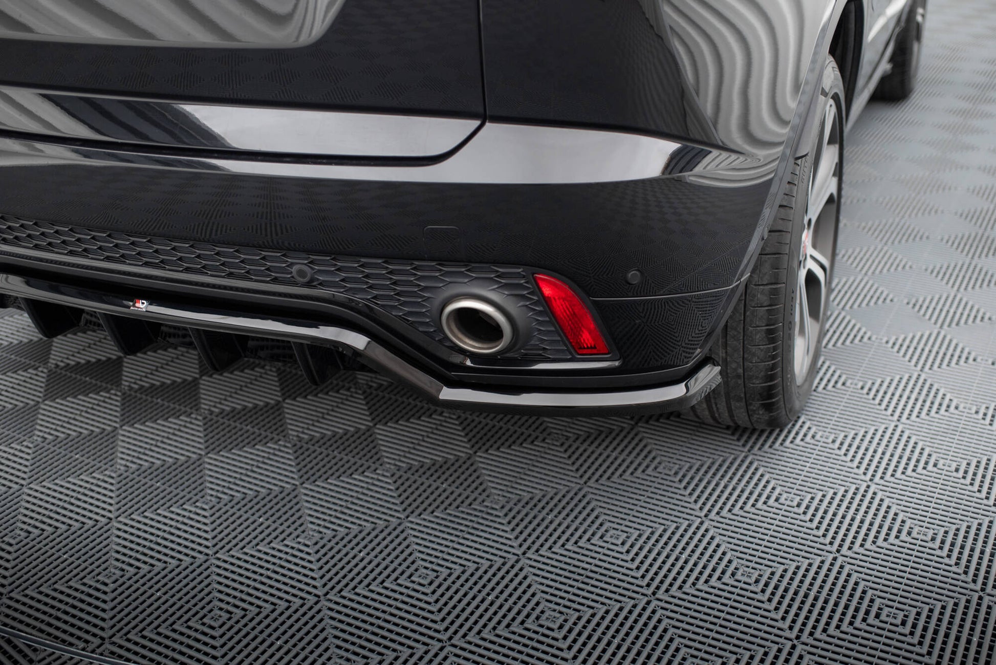 Set of Splitters Jaguar E-Pace R-Dynamic Mk1