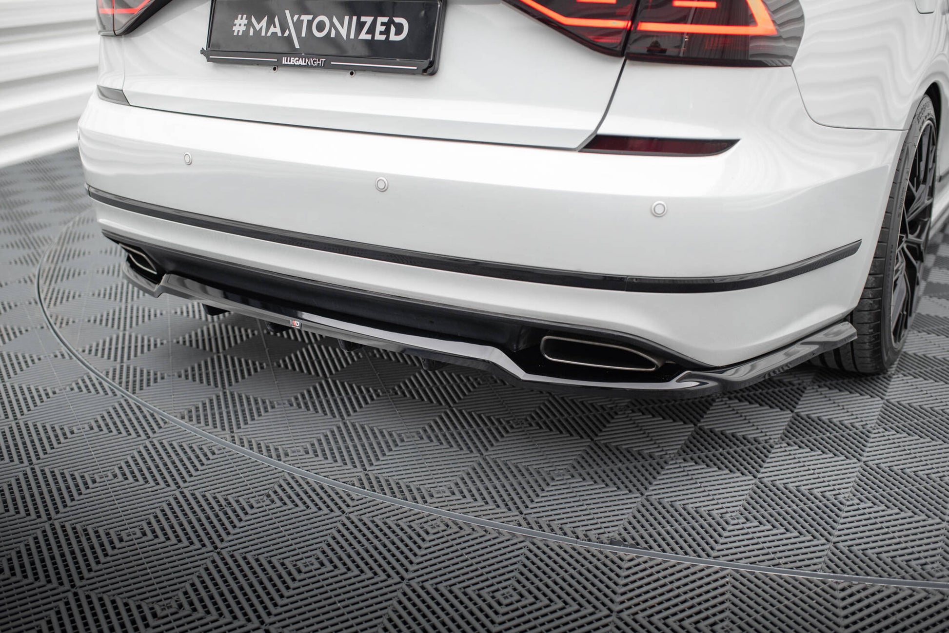Set of Splitters Volkswagen Passat GT B8 Facelift USA