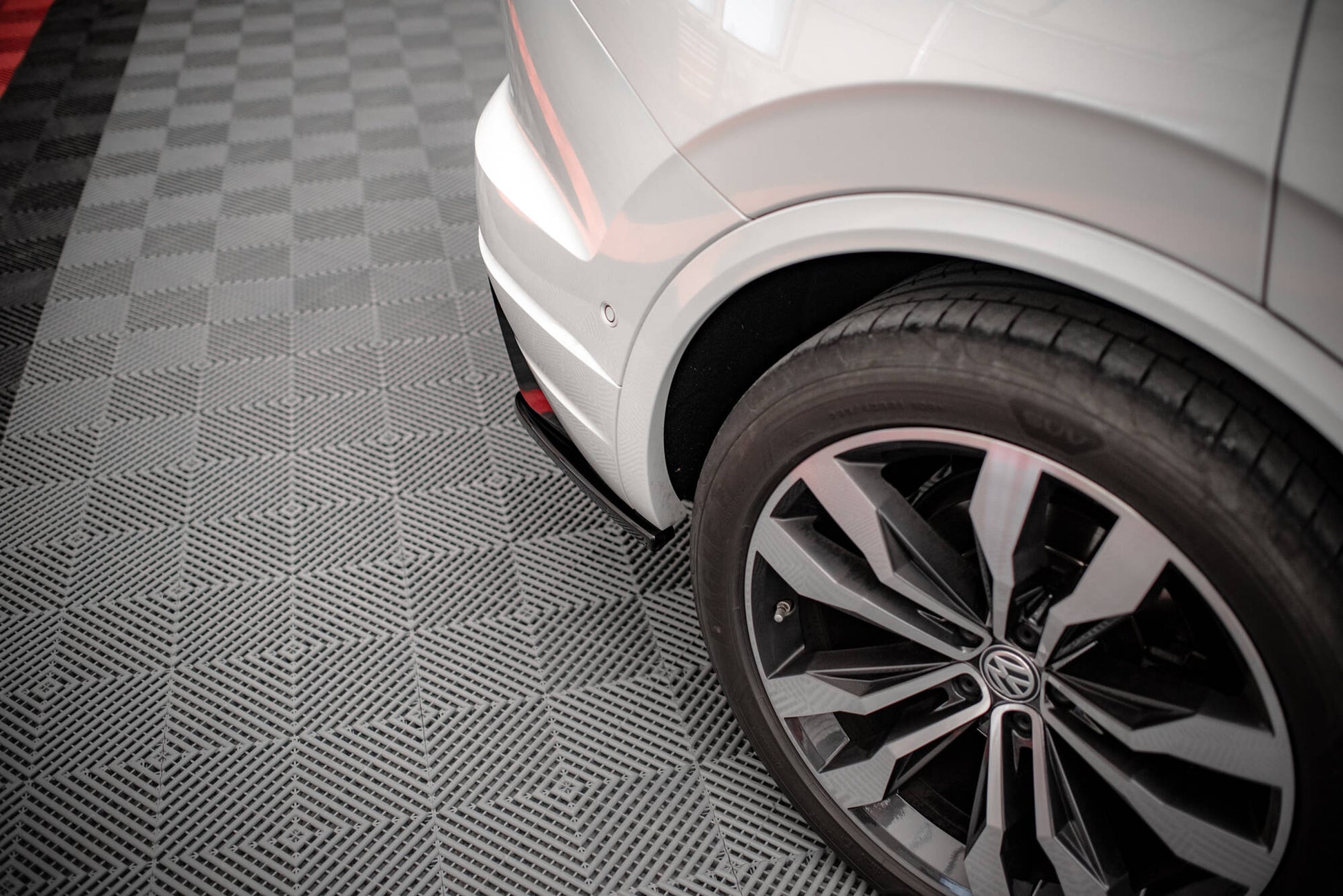 Set of Splitters Volkswagen Touareg R-Line Mk3