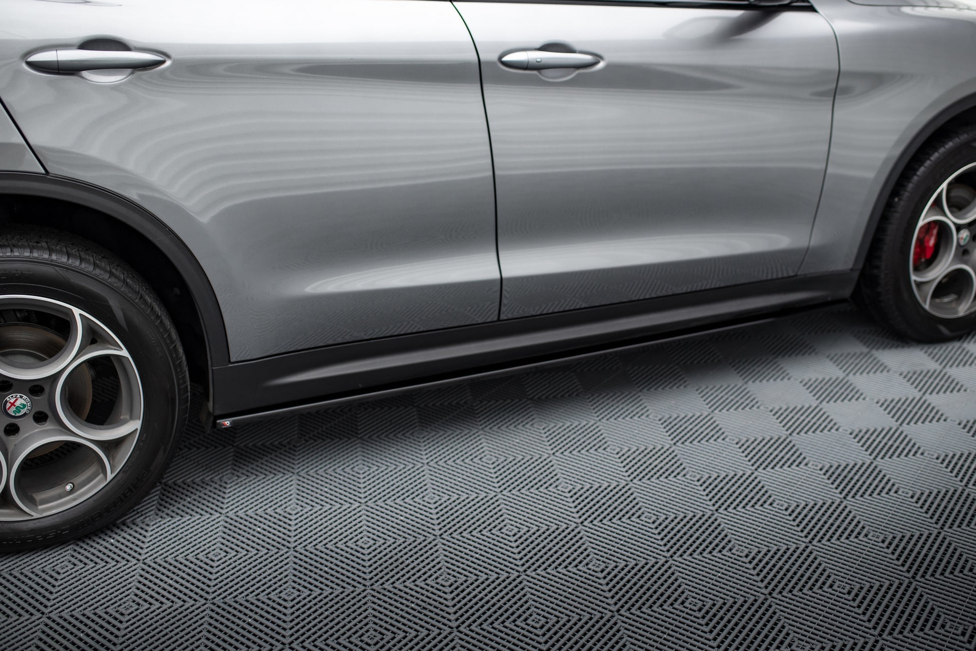SIDE SKIRTS DIFFUSERS Alfa Romeo Stelvio