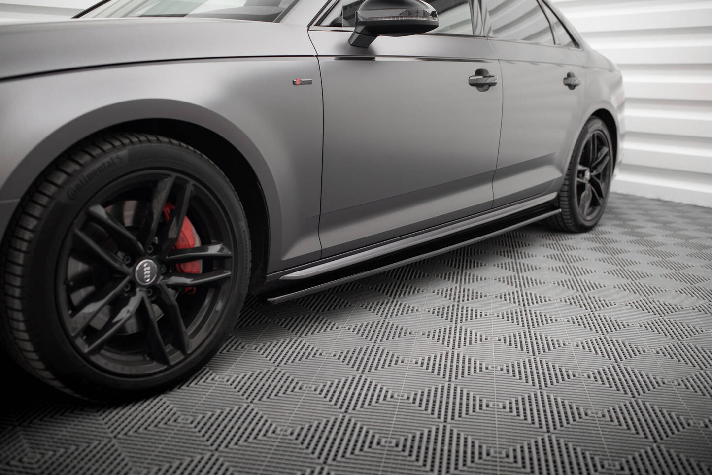 Side Skirts Diffusers Audi S4 / A4 S-Line / A4 Competiton B9