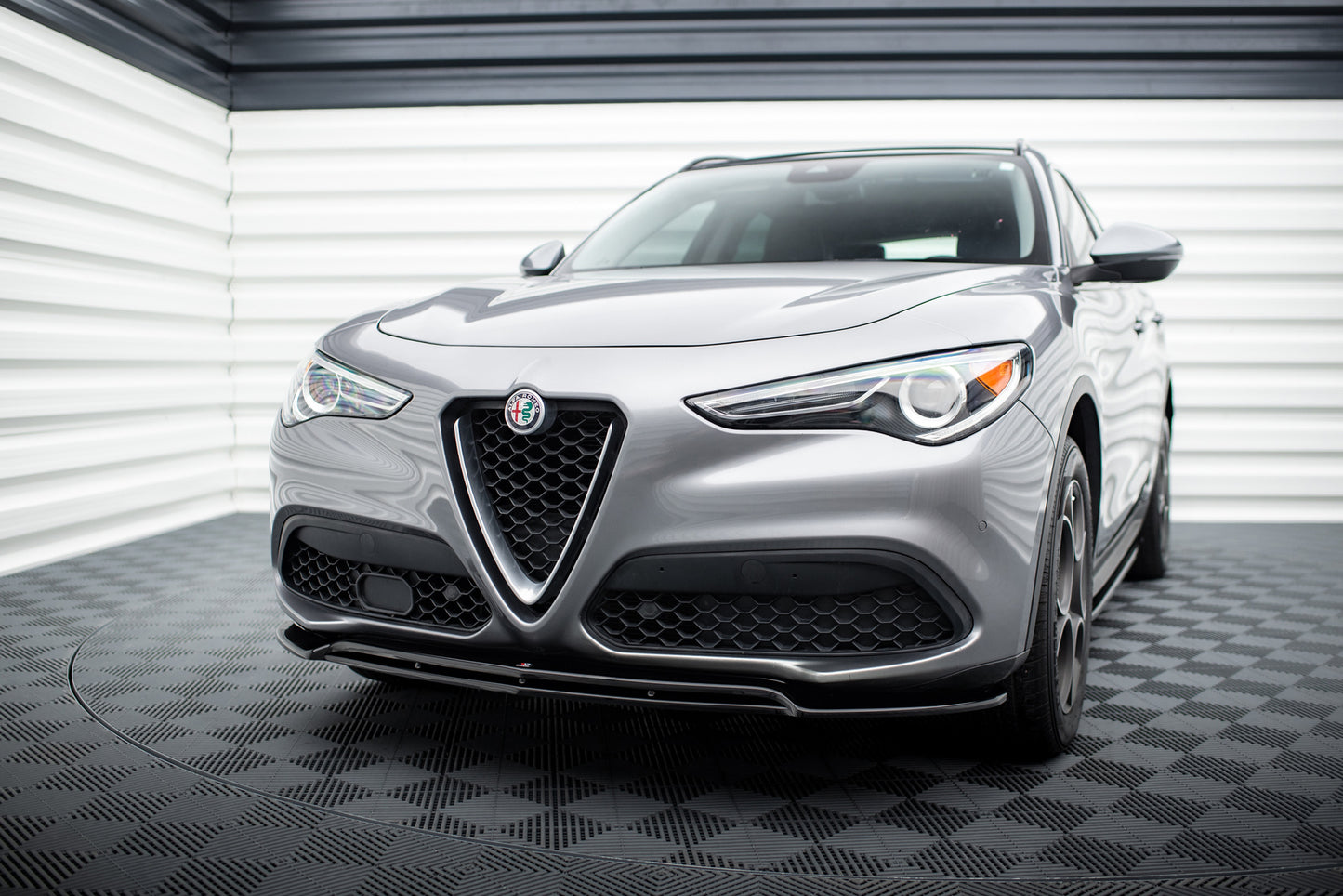 FRONT SPLITTER V.2 Alfa Romeo Stelvio