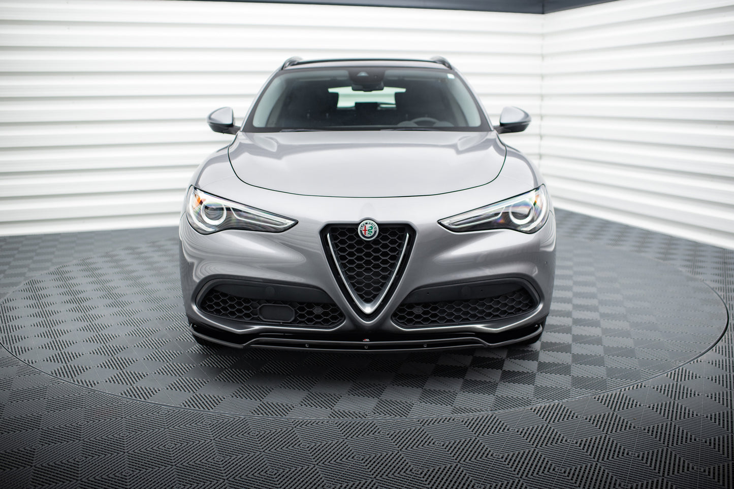 FRONT SPLITTER V.2 Alfa Romeo Stelvio