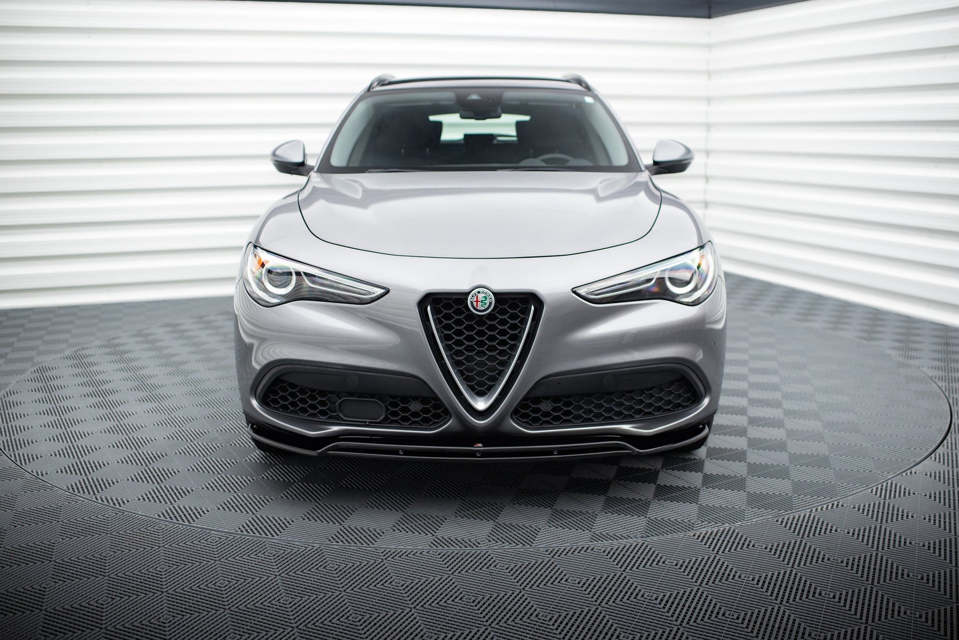 FRONT SPLITTER V.2 Alfa Romeo Stelvio