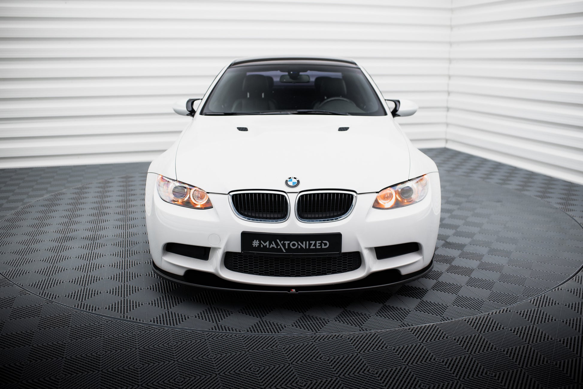 FRONT SPLITTER BMW M3 E92 / E93 (PREFACE MODEL fits M Performance splitters)