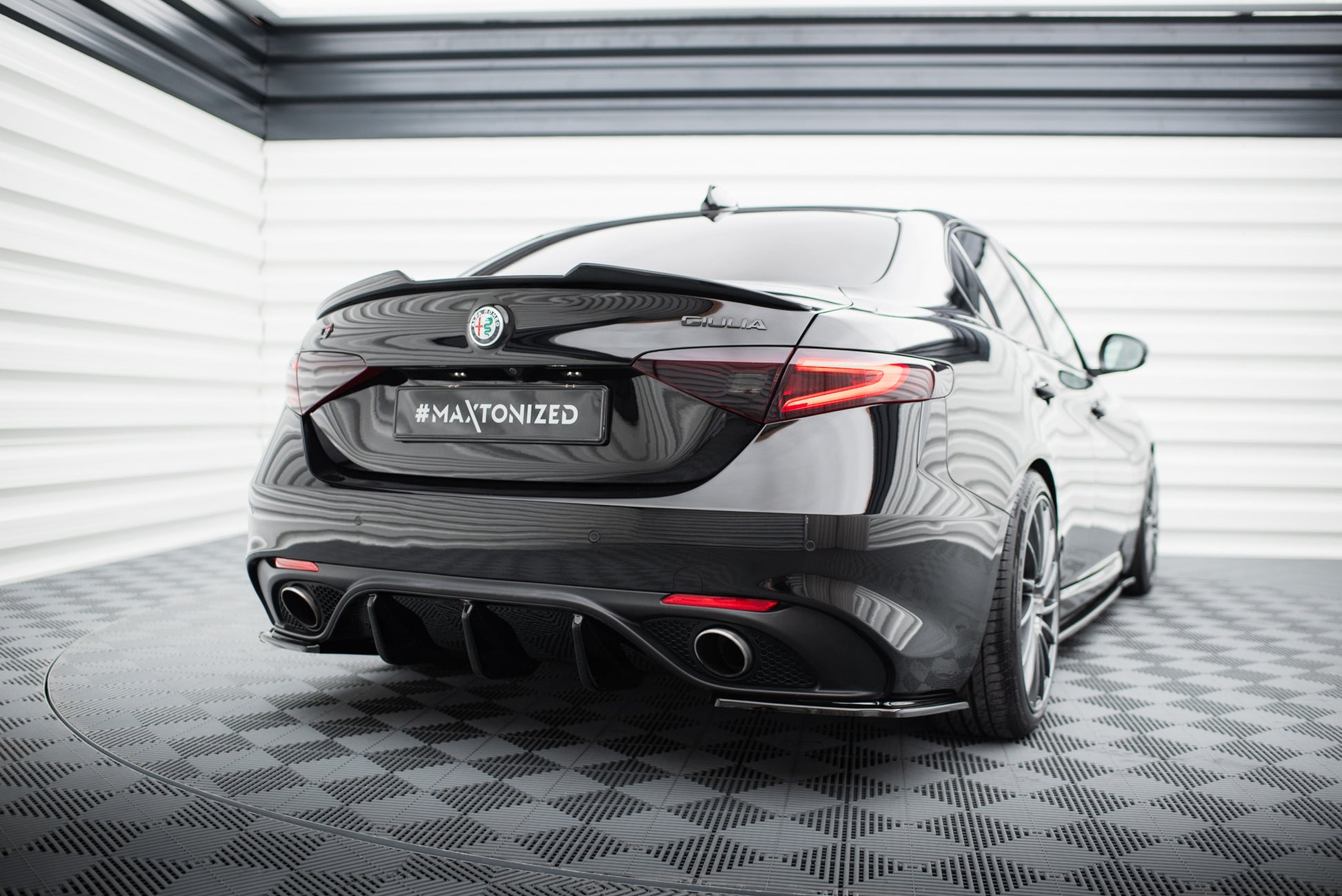 REAR SIDE SPLITTERS ALFA ROMEO GIULIA VELOCE
