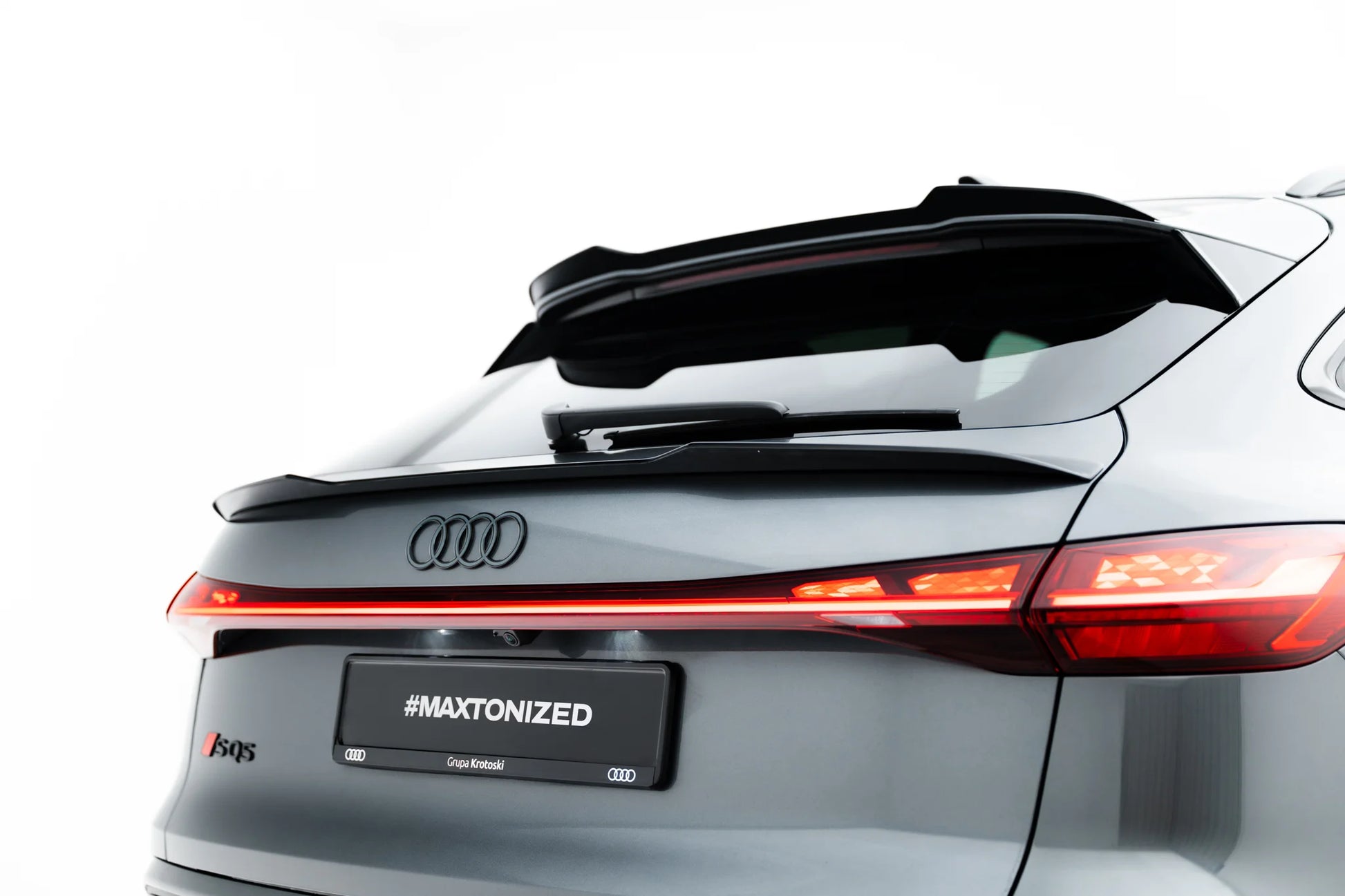 Bottom Spoiler Cap Audi SQ5 Sportback Mk3