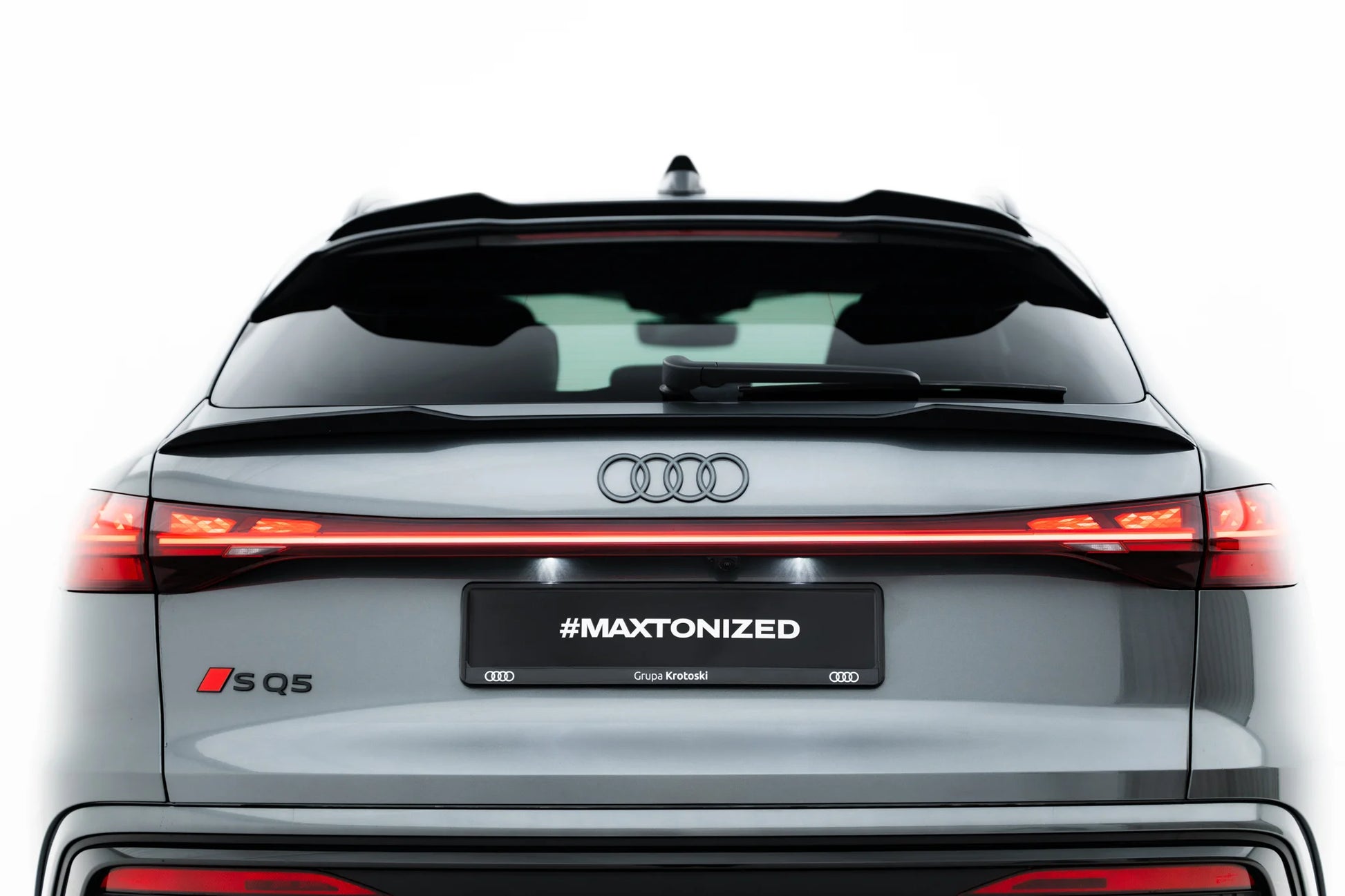 Bottom Spoiler Cap Audi SQ5 Sportback Mk3