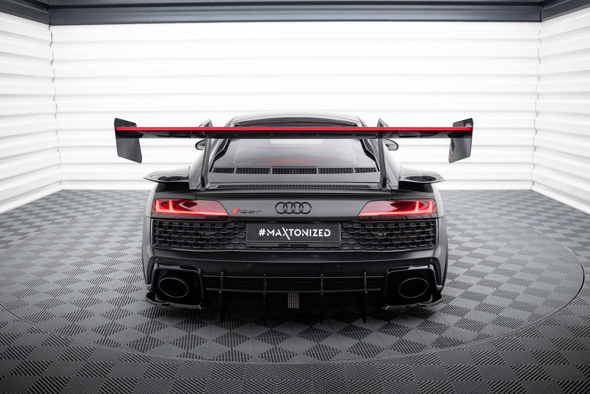 Carbon Spoiler + LED Audi R8 Mk2