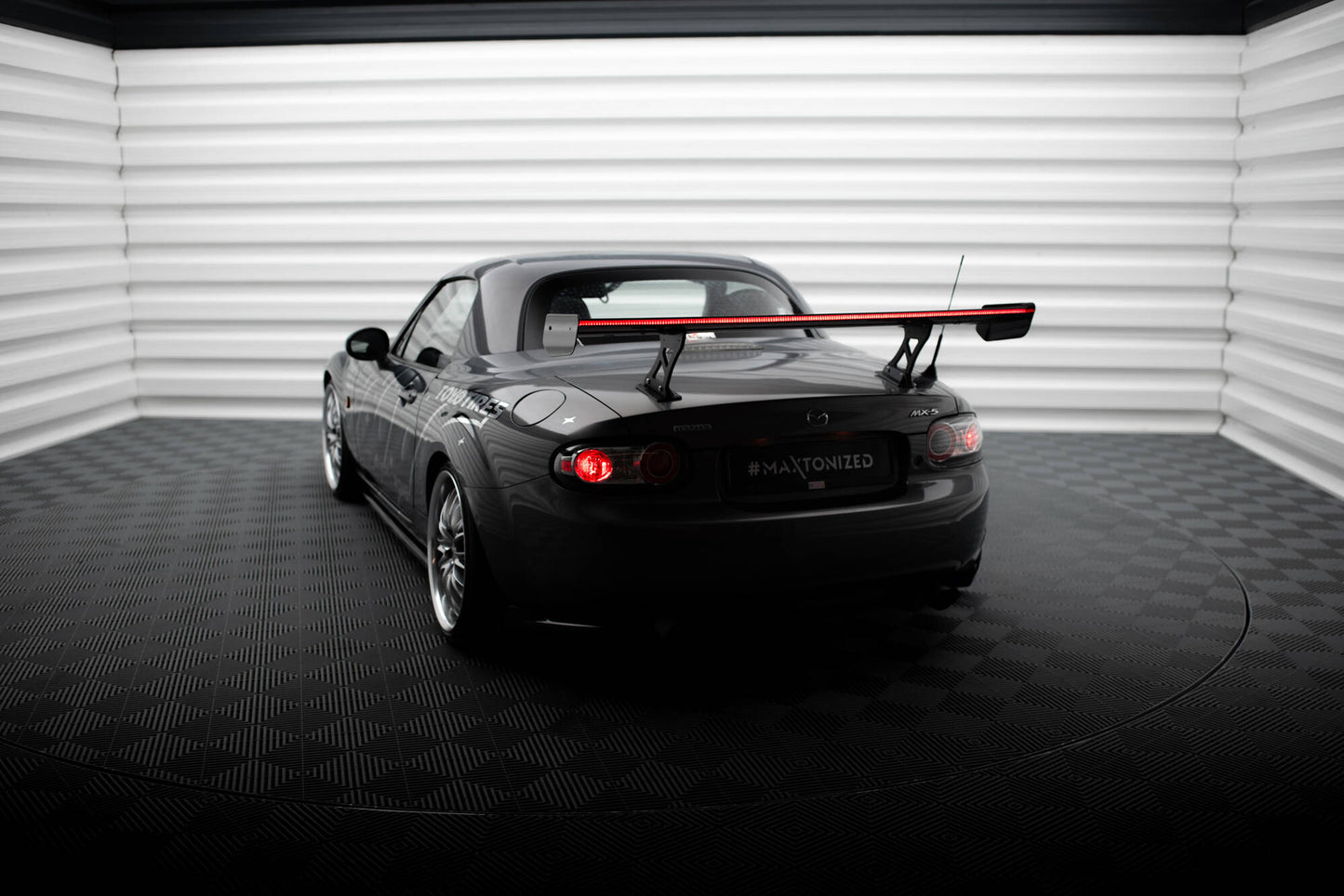 Carbon Spoiler + LED Mazda MX5 Hardtop NC(MK3)