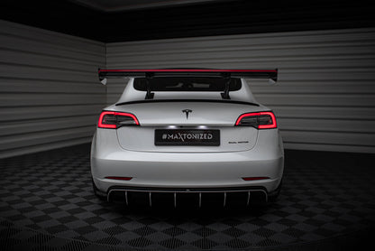 Carbon Spoiler + LED Tesla Model 3