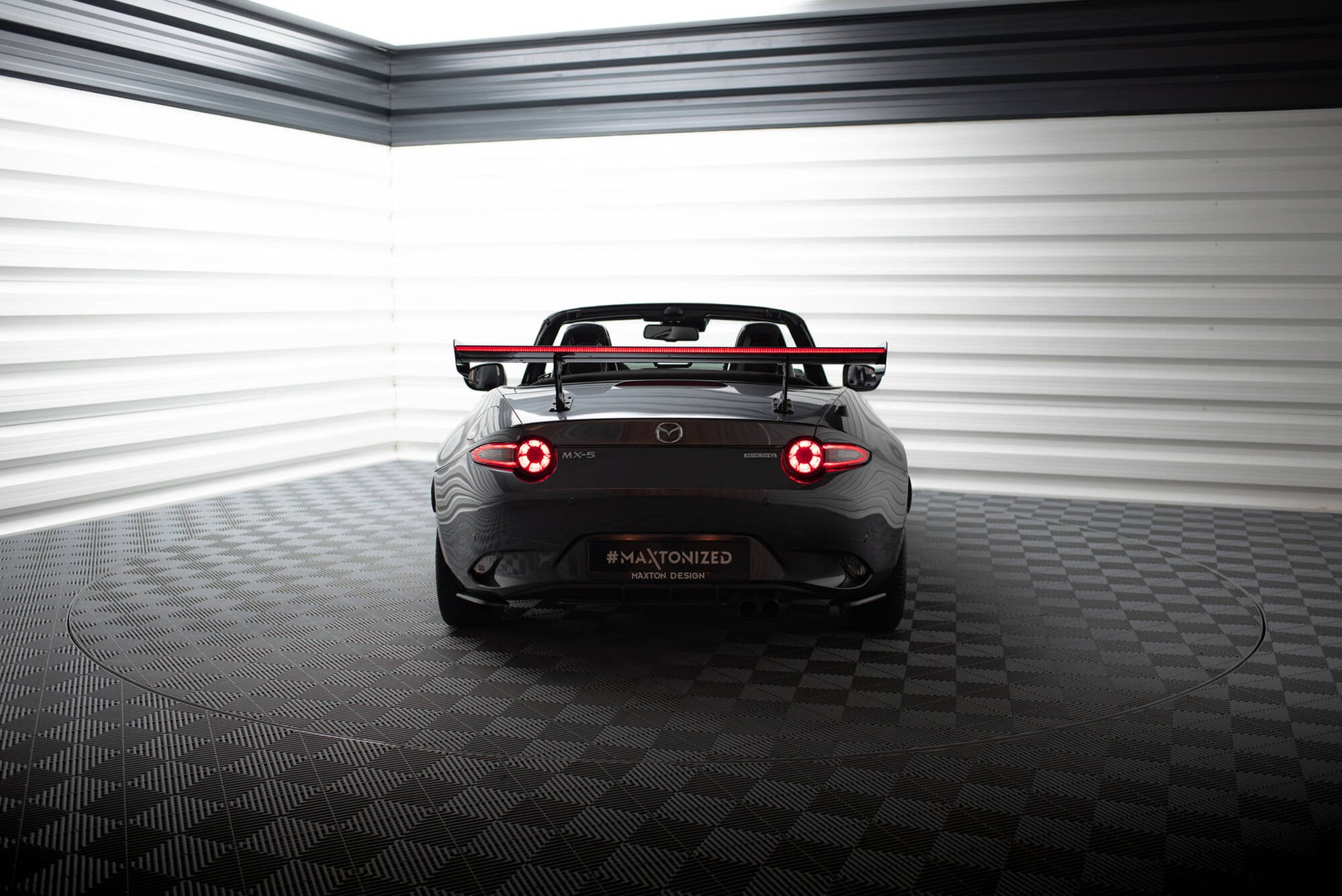 Carbon Spoiler With Internal Brackets Uprights + LED Mazda MX-5 ND Mk4