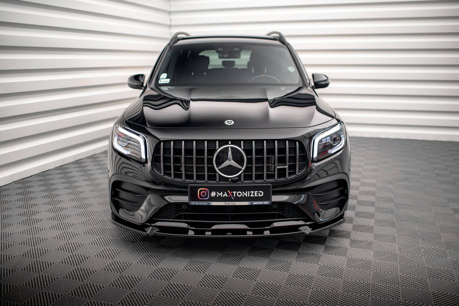 Front Splitter V.1 Mercedes-AMG GLB 35 / AMG-Line X247