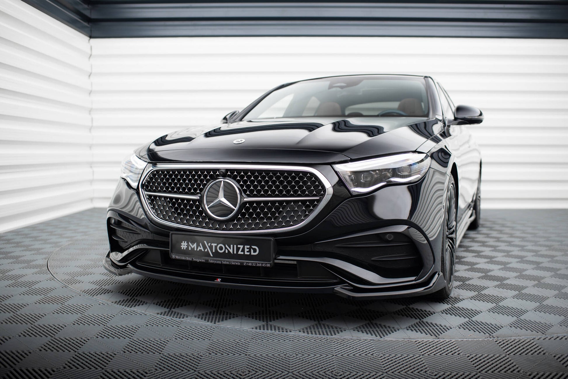 Front Splitter V.1 Mercedes-Benz E AMG-Line Sedan / Estate W214