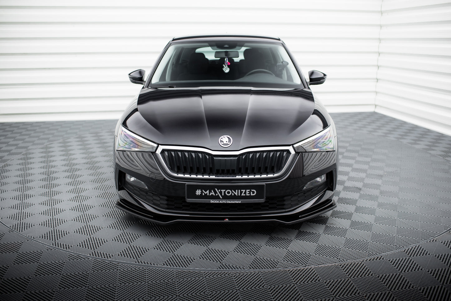 Front Splitter V.2 Skoda Scala