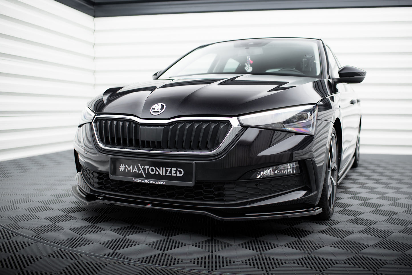 Front Splitter V.2 Skoda Scala
