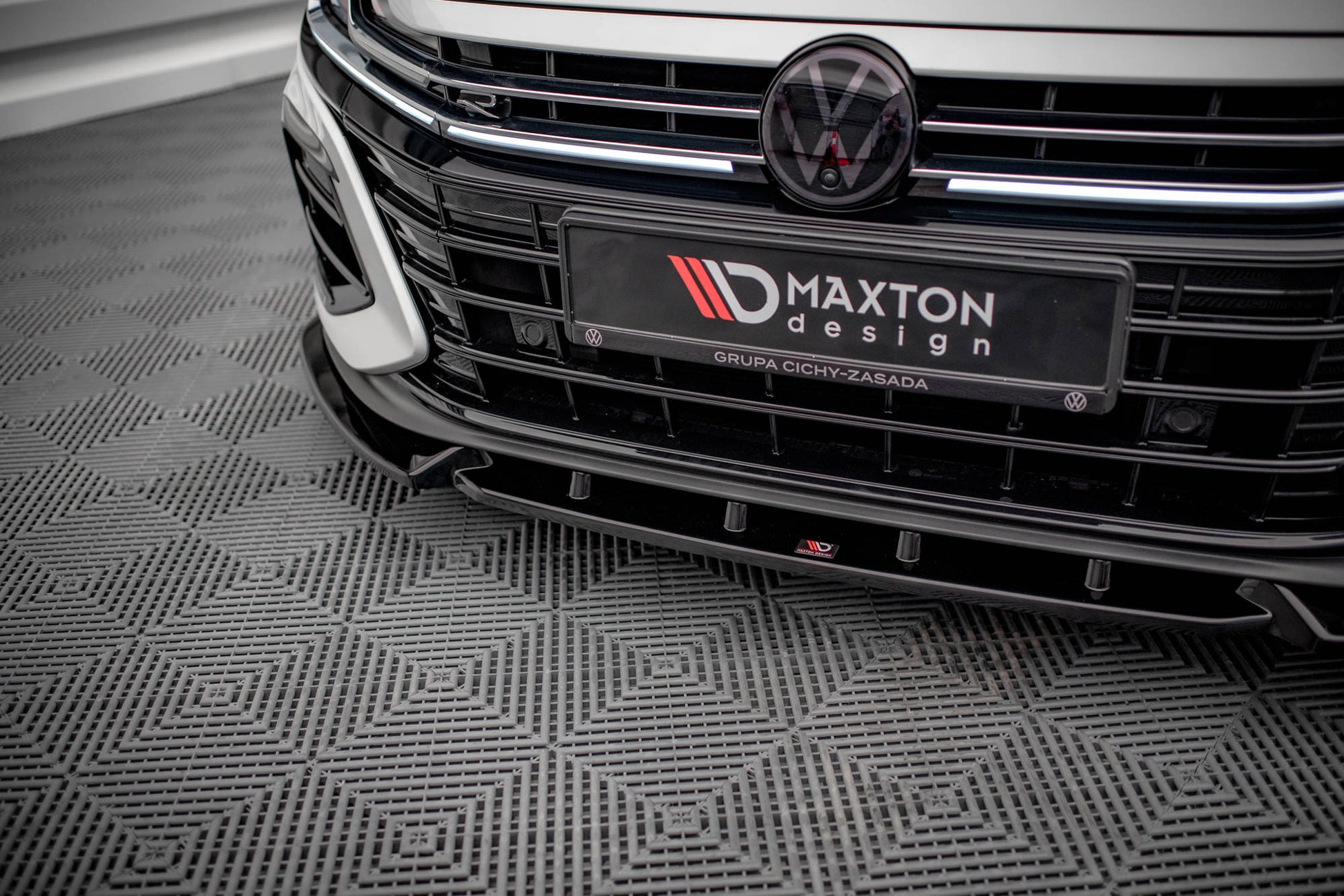 Front Splitter V.2 Volkswagen Arteon R Sedan / Shooting Brake Mk1 Facelift