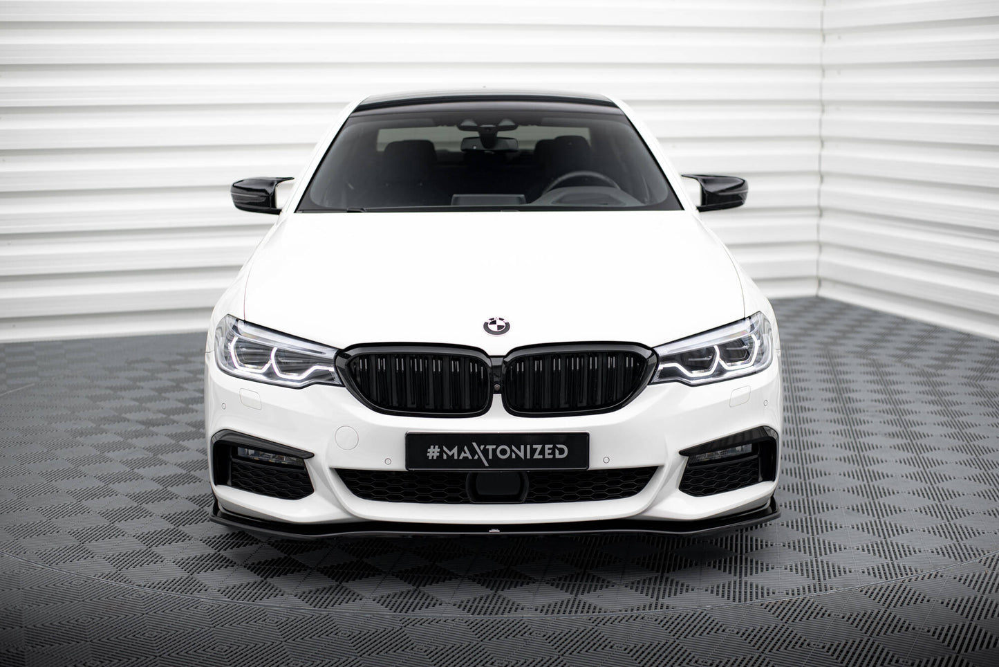Front Splitter V.2 for BMW 5 M-Pack / M550d / M550i G30/ G31 M-Pack