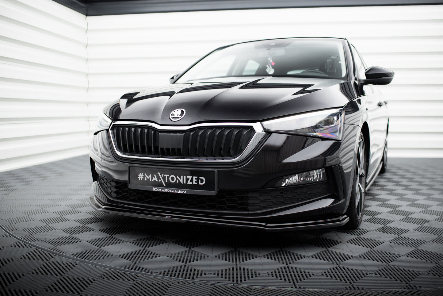 Front Splitter V.3 Skoda Scala