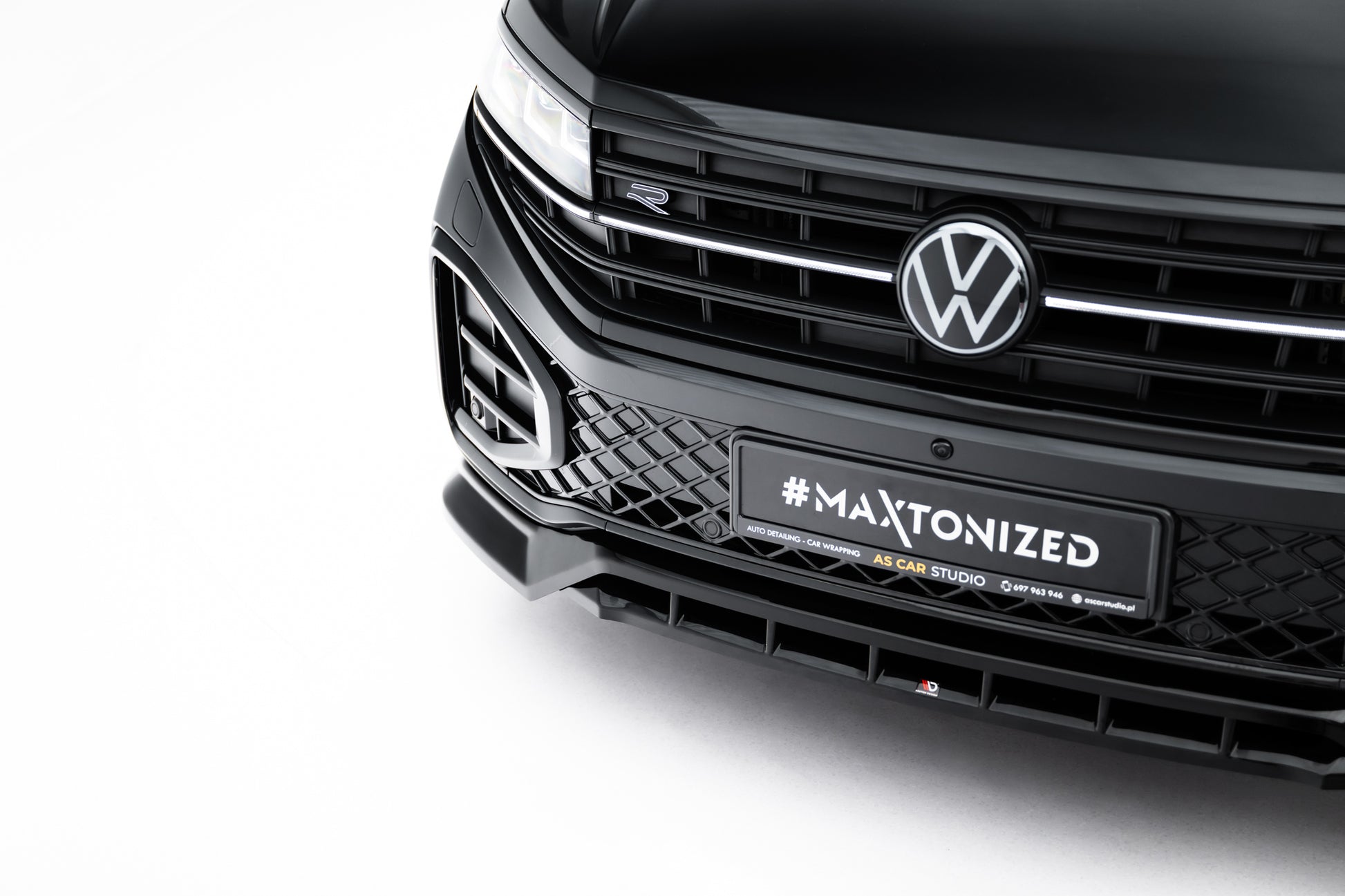 Front Splitter Volkswagen Touareg R-Line Mk3 Facelift