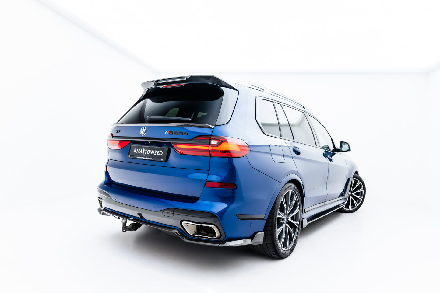 Prepreg Carbon Fiber Rear Diffuser BMW X7 M-Pack G07 / G07 Facelift (version with towbar)