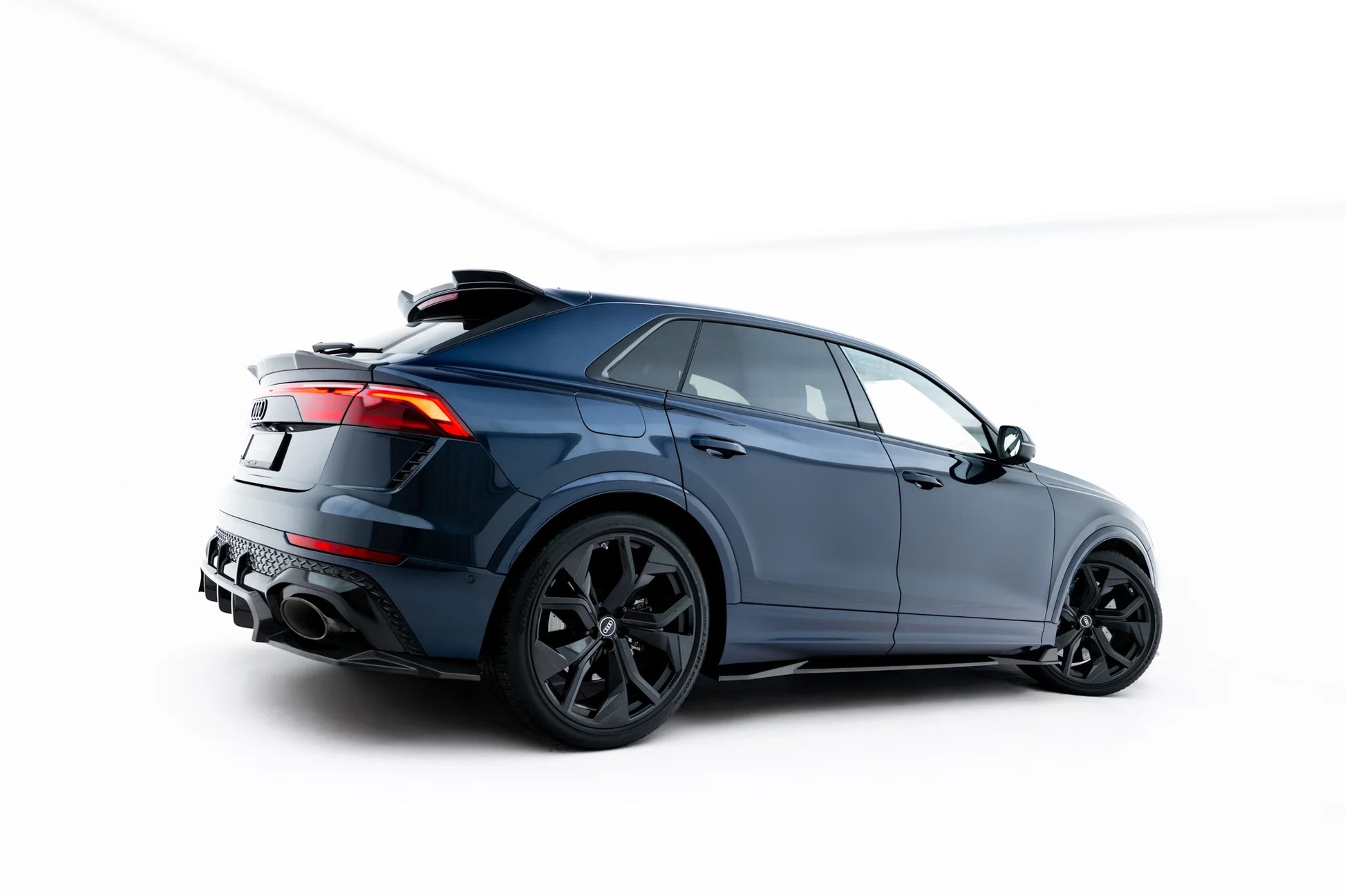 Prepreg Carbon Fiber Side Skirts Audi RSQ8 Mk1 Facelift