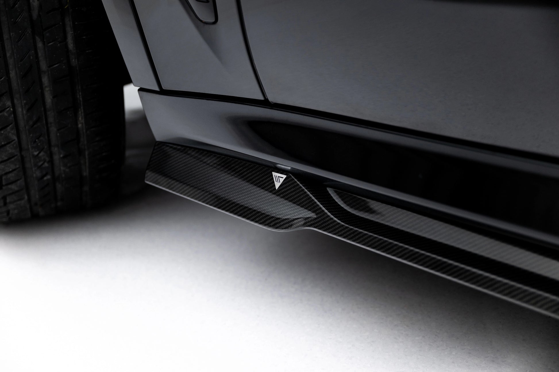 Prepreg Carbon Fiber Side Skirts BMW X5 M-Pack G05