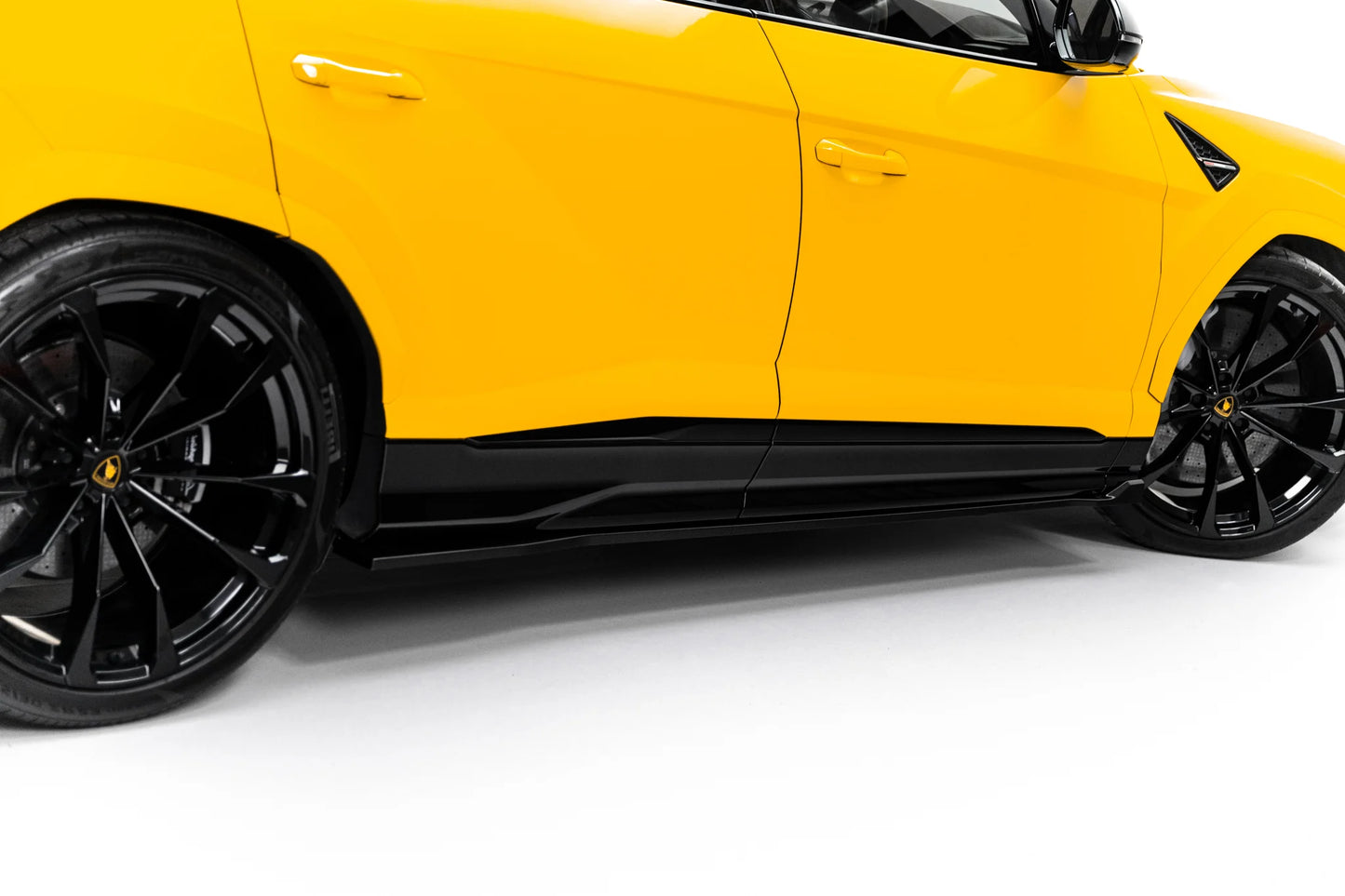 Prepreg Carbon Fiber Side Skirts Lamborghini Urus Mk1