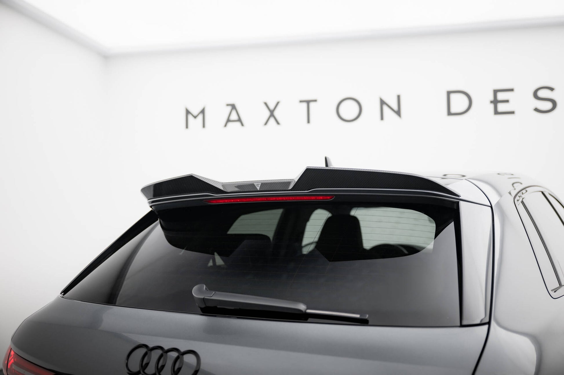 Prepreg Carbon Fiber Tailgate Spoiler Audi RS3 / S3 / A3 S-Line Sportback 8Y / 8Y Facelift