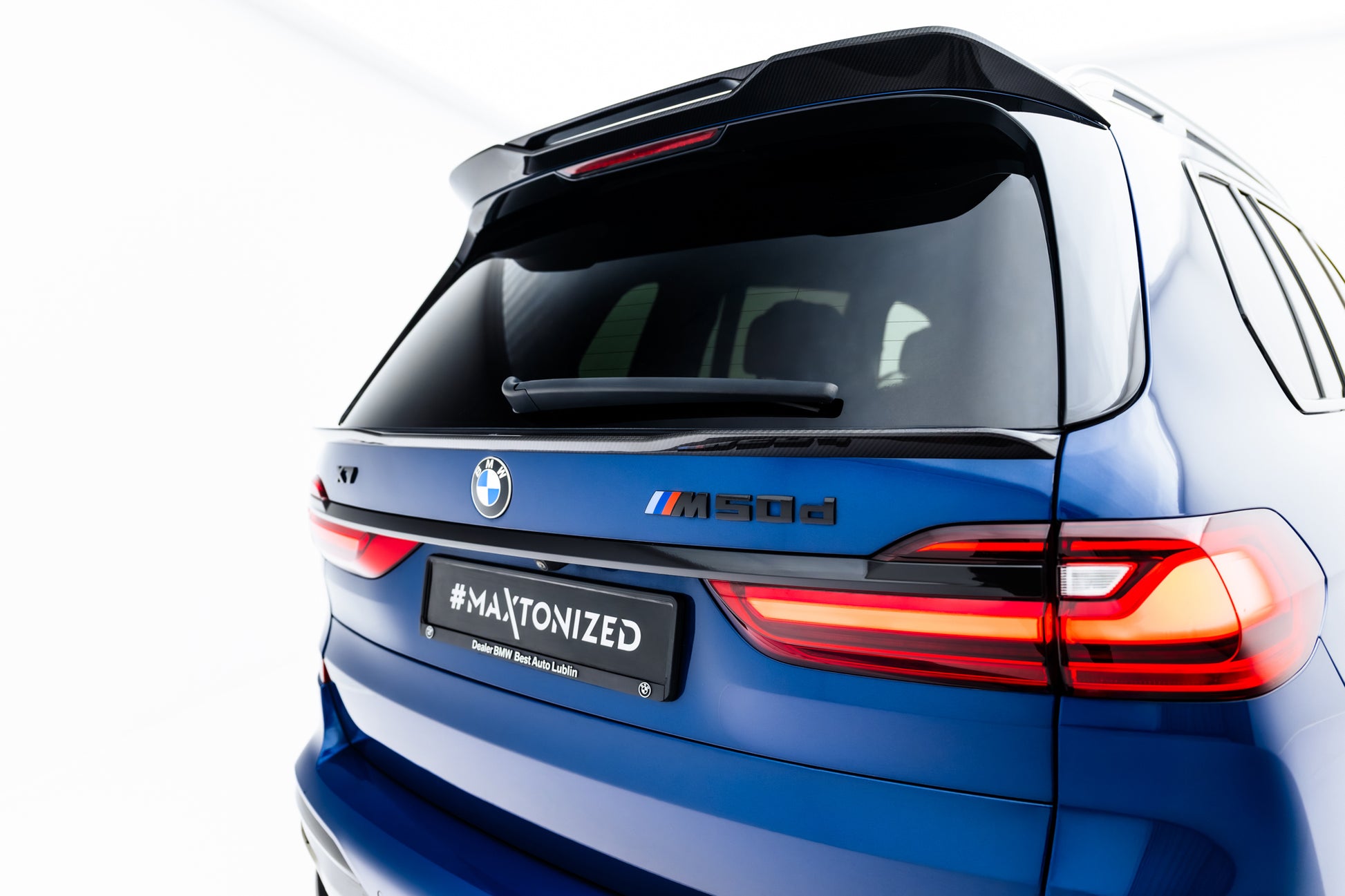 Prepreg Carbon Fiber Tailgate Spoiler (Lower) BMW X7 M-Pack G07