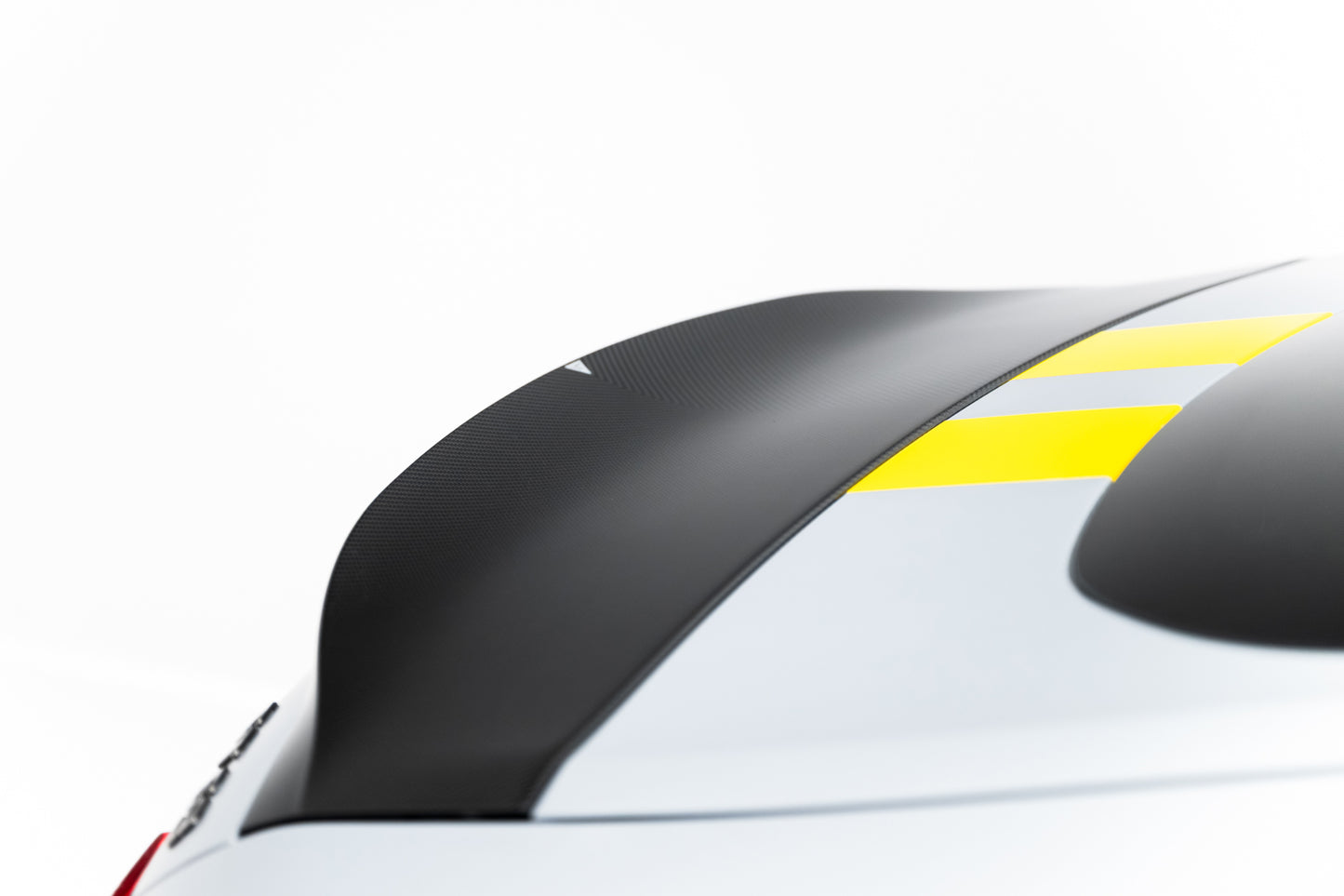 Prepreg Carbon Spoiler V.2 Mercedes-AMG GT 43 / 55 / 63 / 63 S E Performance C192