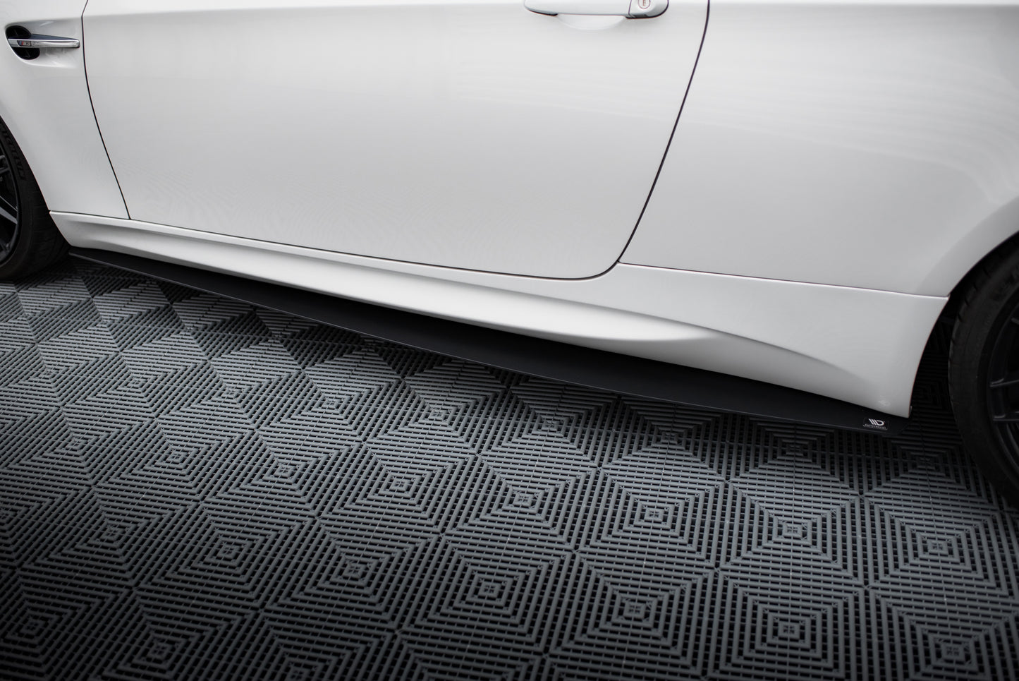 RACING SIDE SKIRTS DIFFUSERS BMW M3 E92 / E93 (PREFACE MODEL)