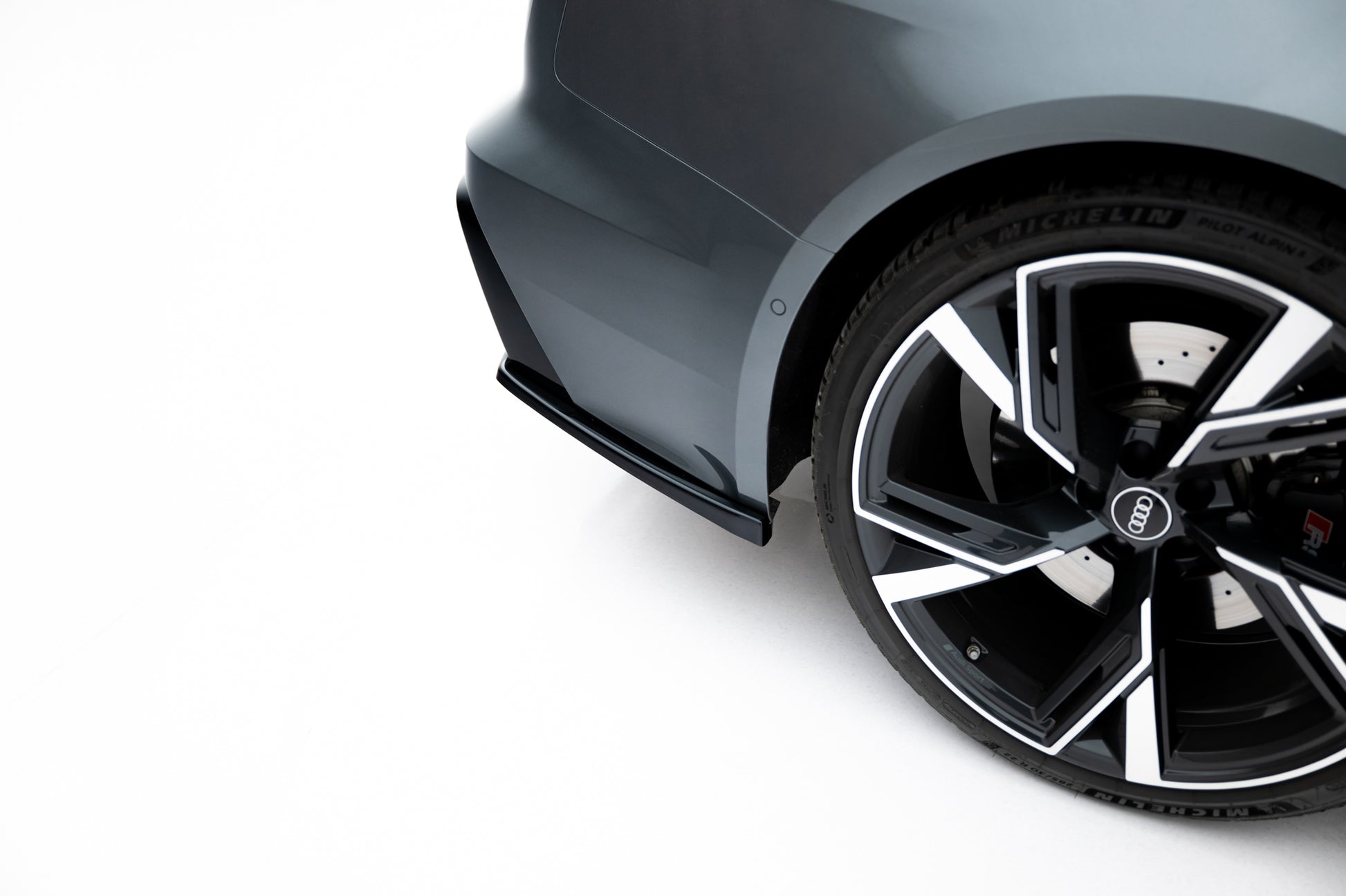 Rear Side Splitters V.1 Audi RS6 C8 / C8 Facelift