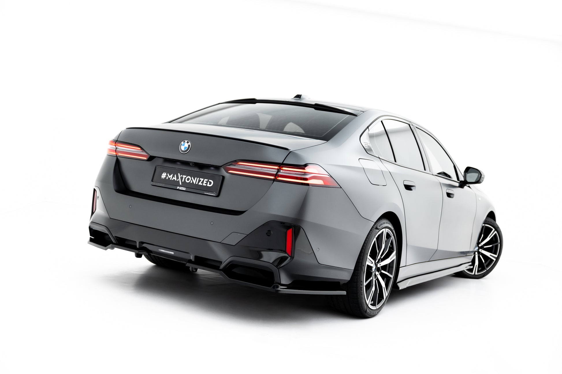 Rear Side Splitters V.1 BMW 5 / i5 M-Pack Sedan / Touring G60 / G61