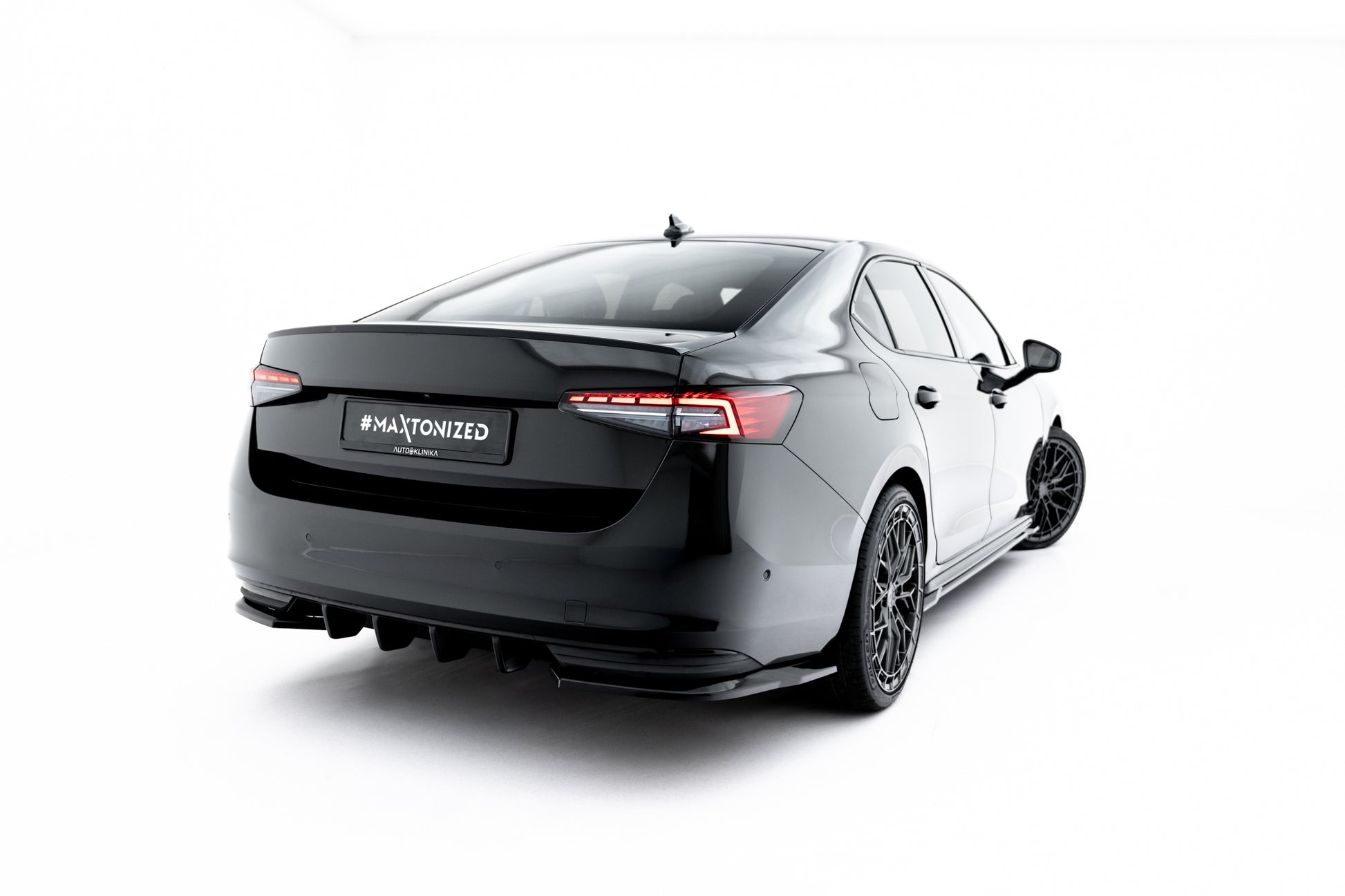 Rear Side Splitters V.1 Skoda Superb Sportline Mk4