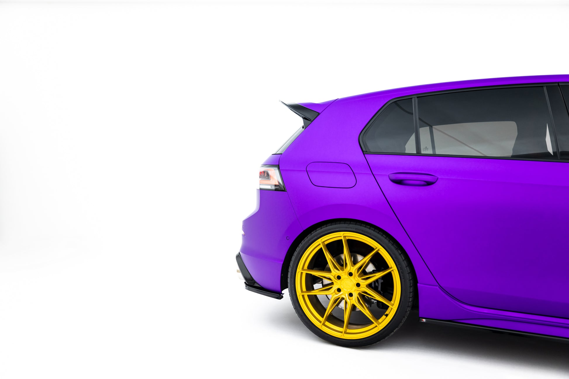Rear Side Splitters V.4 for Volkswagen Golf R Hatchback Mk8 Facelift