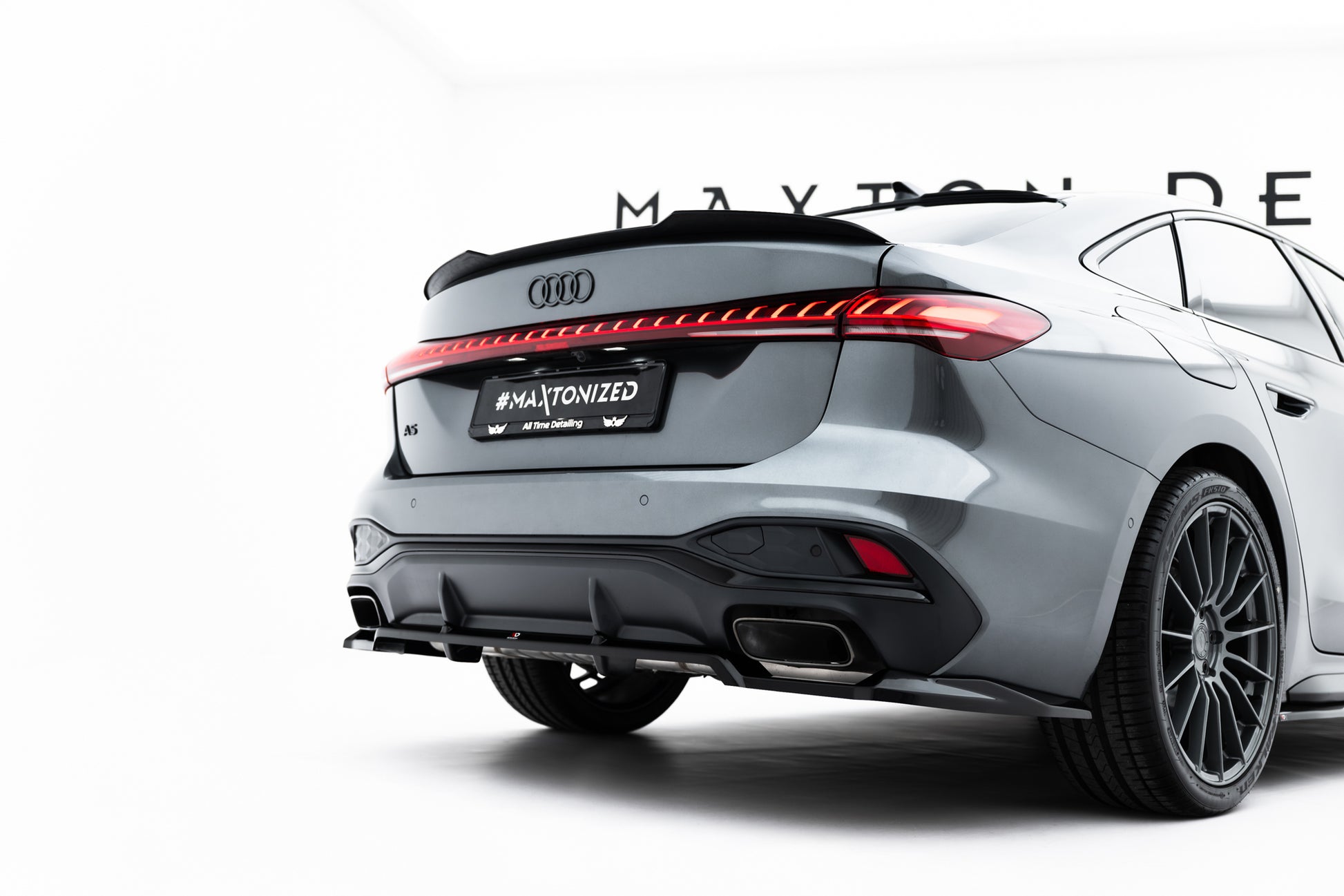 Rear Splitter (with vertical bars) Audi A5 S-Line Sedan / Avant B10