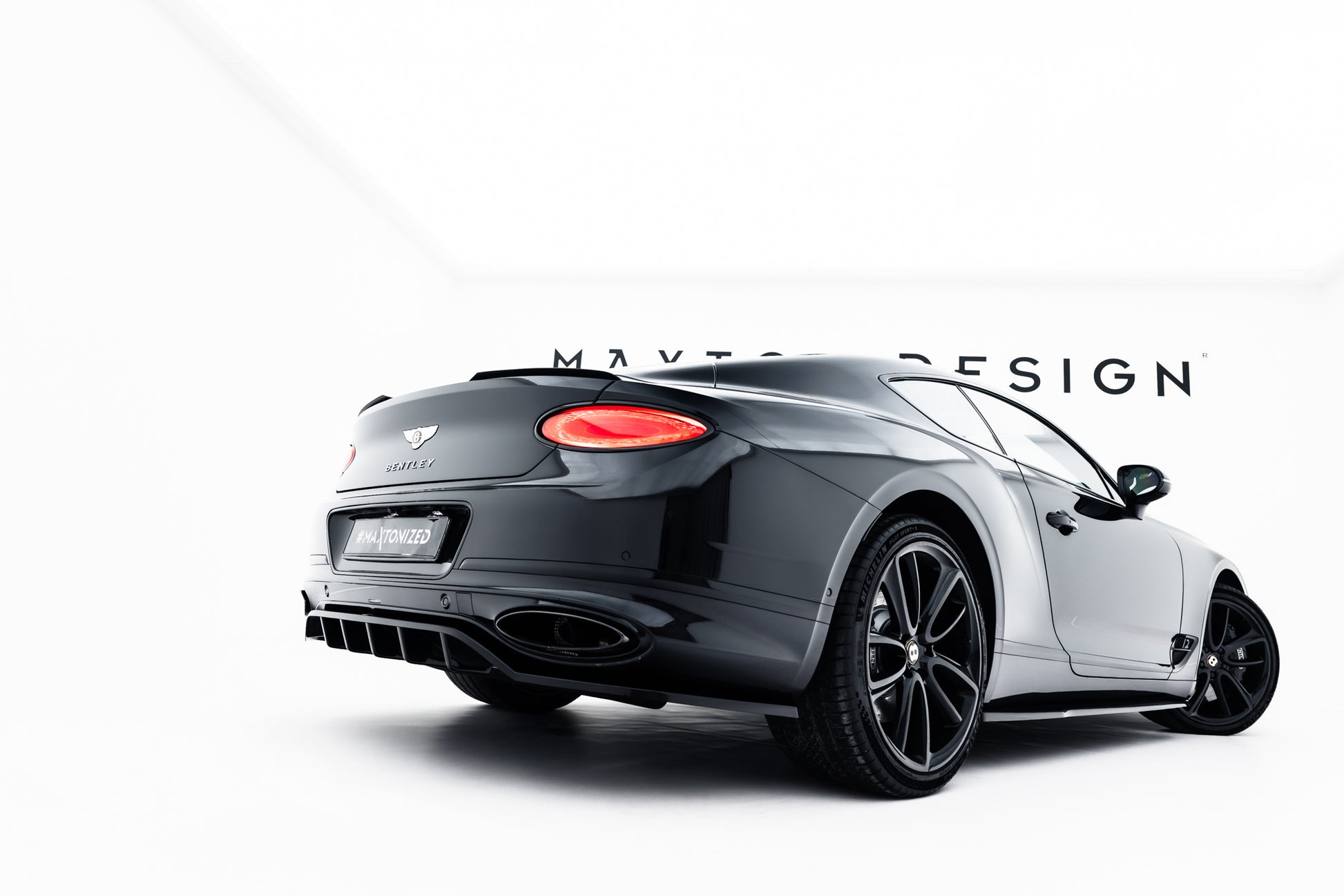 Rear Splitter (with vertical bars) Bentley Continental GT Coupe Mk3