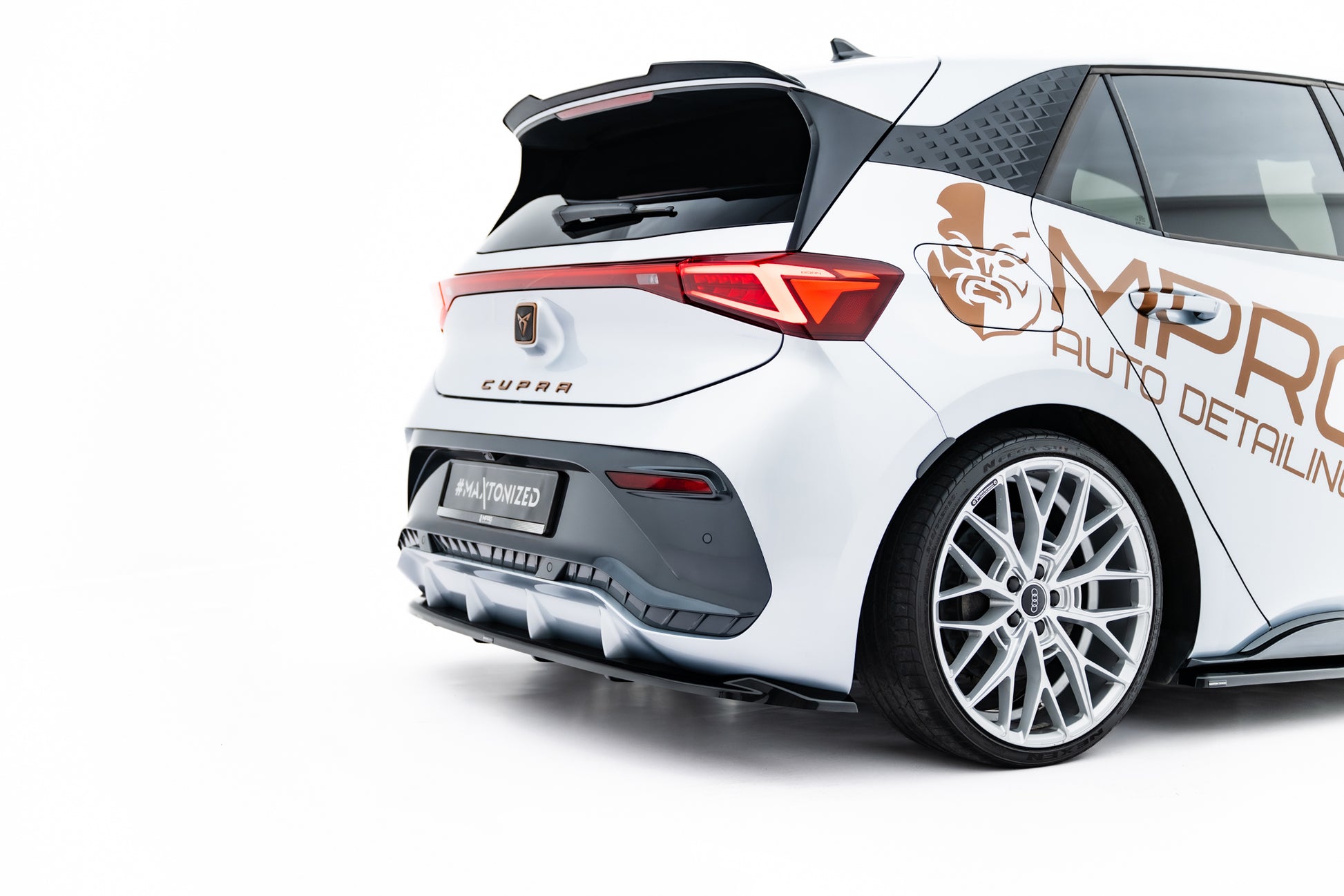 Rear Splitter (with vertical bars) Cupra Born Mk1