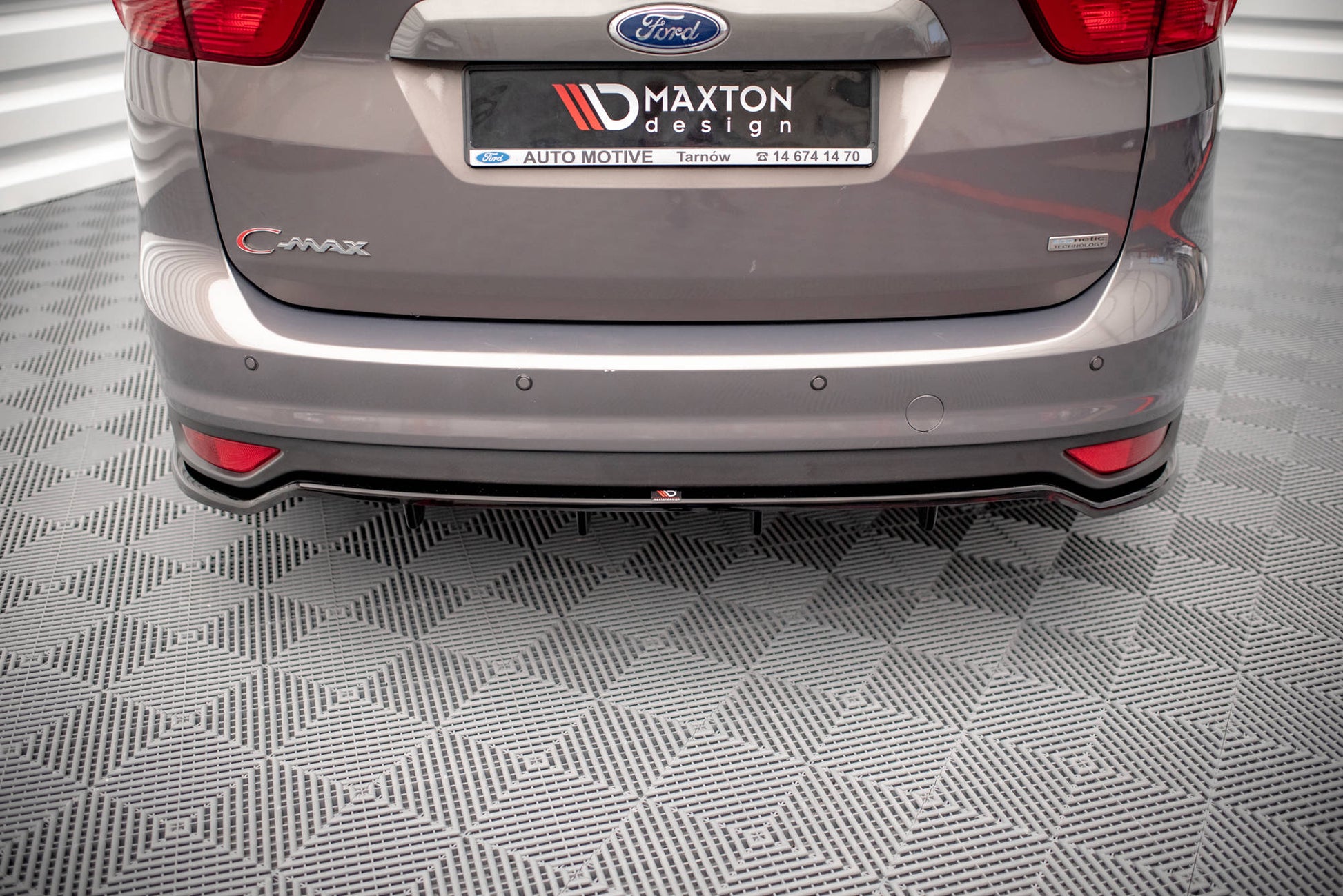 Rear Splitter (with vertical bars) Ford C-Max Mk2