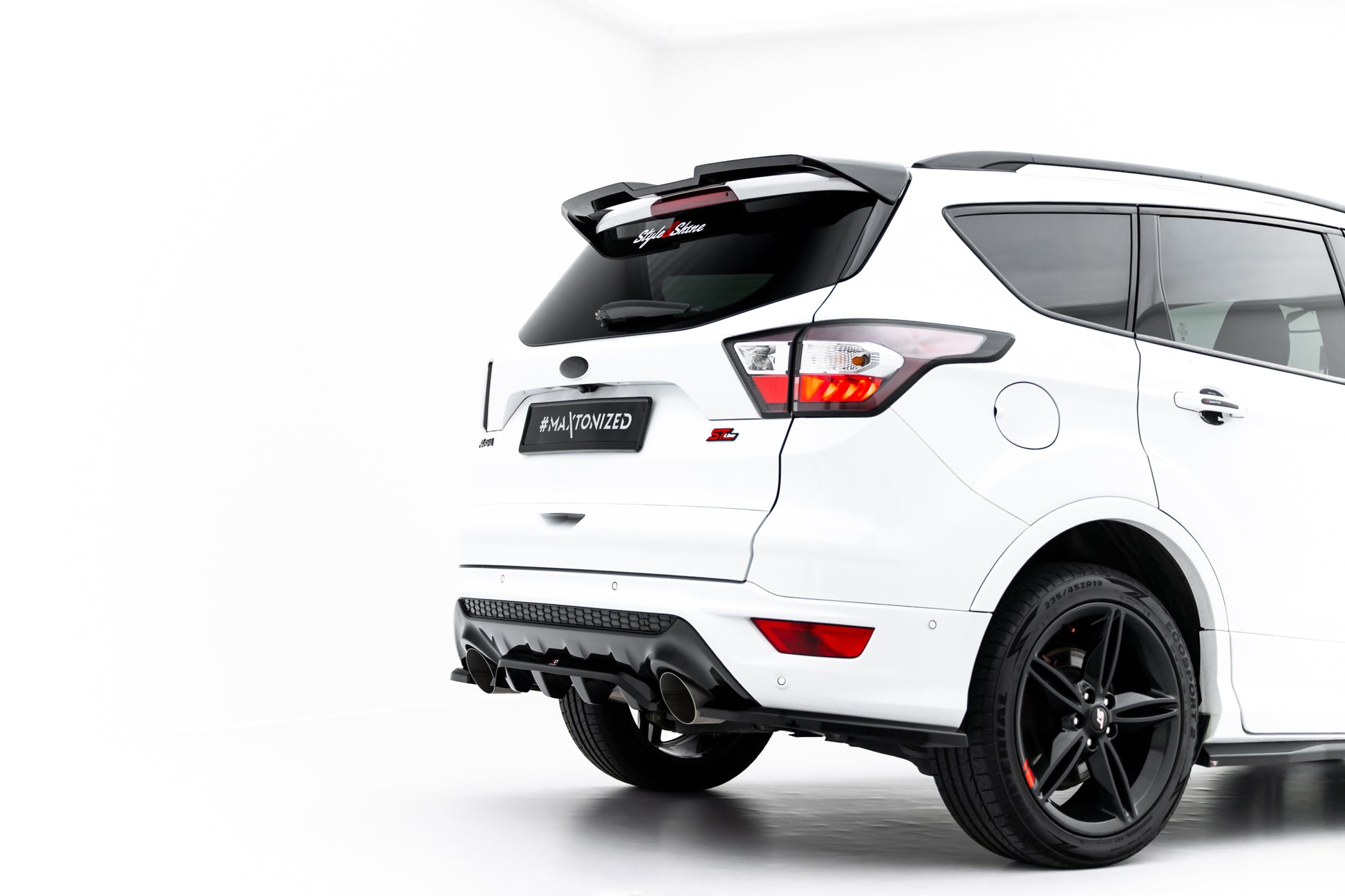 Rear Splitter (with vertical bars) Ford Kuga ST-Line Mk2 Facelift