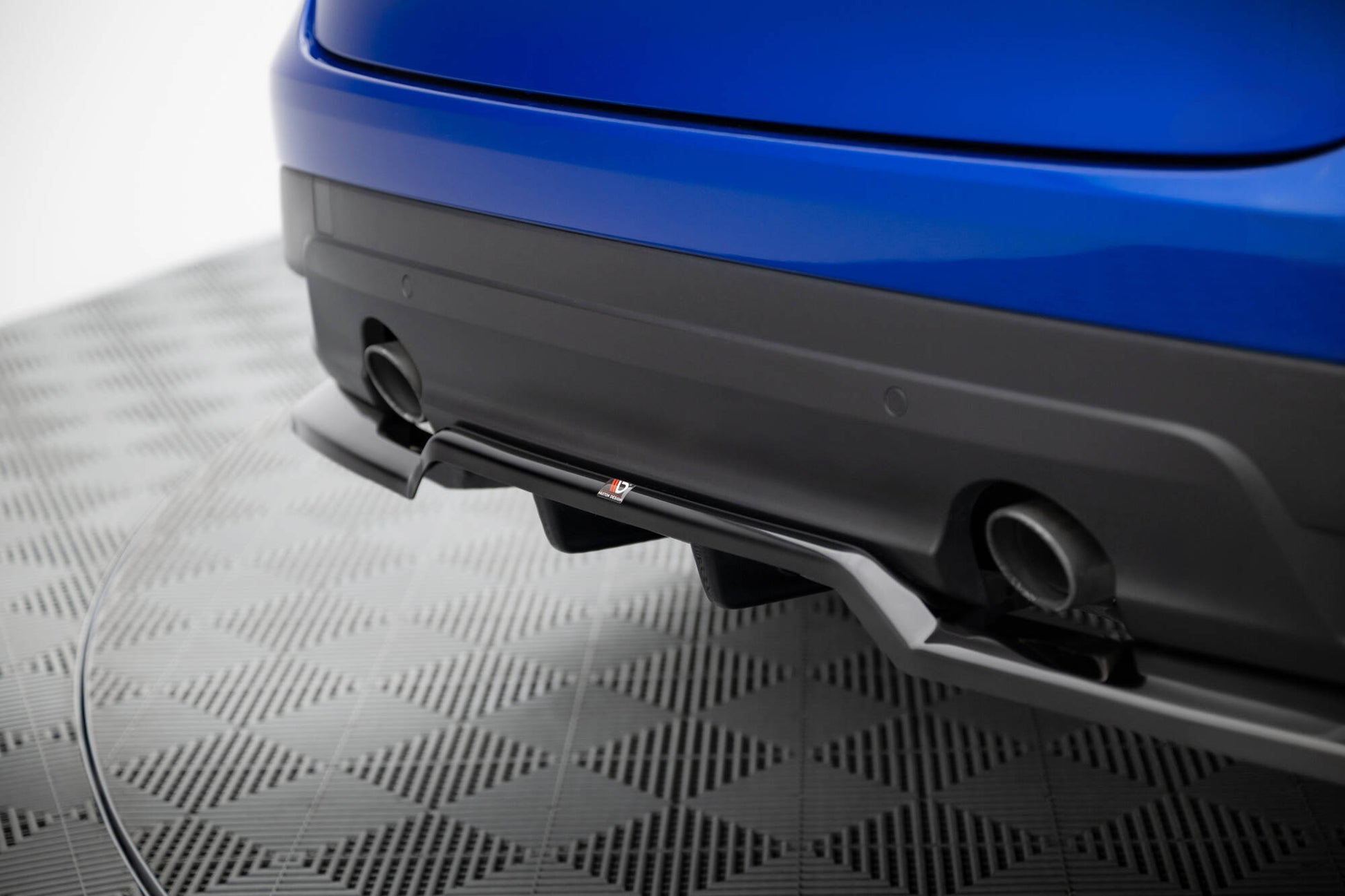 Rear Splitter (with vertical bars) Jaguar F-Pace R-Sport X761