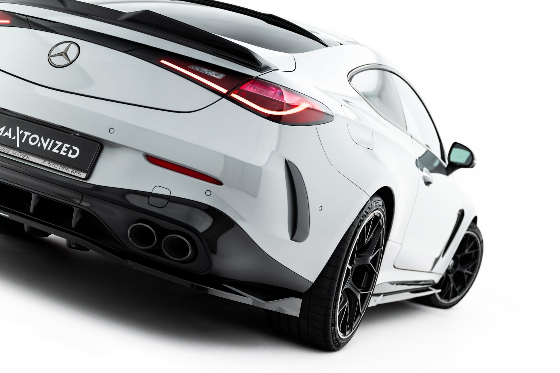 Rear Splitter (with vertical bars) Mercedes-AMG CLE 53 Aero C236